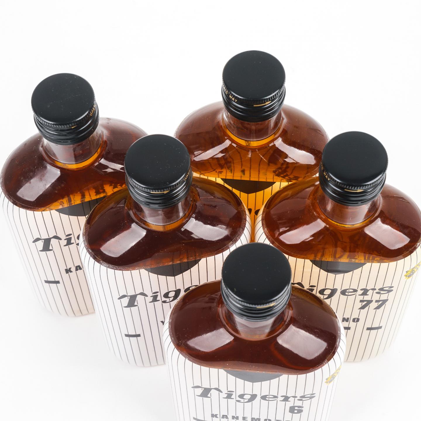 轻井泽 阪神虎队2003夺冠纪念 6/8/39/77号球员 5瓶组*360ml