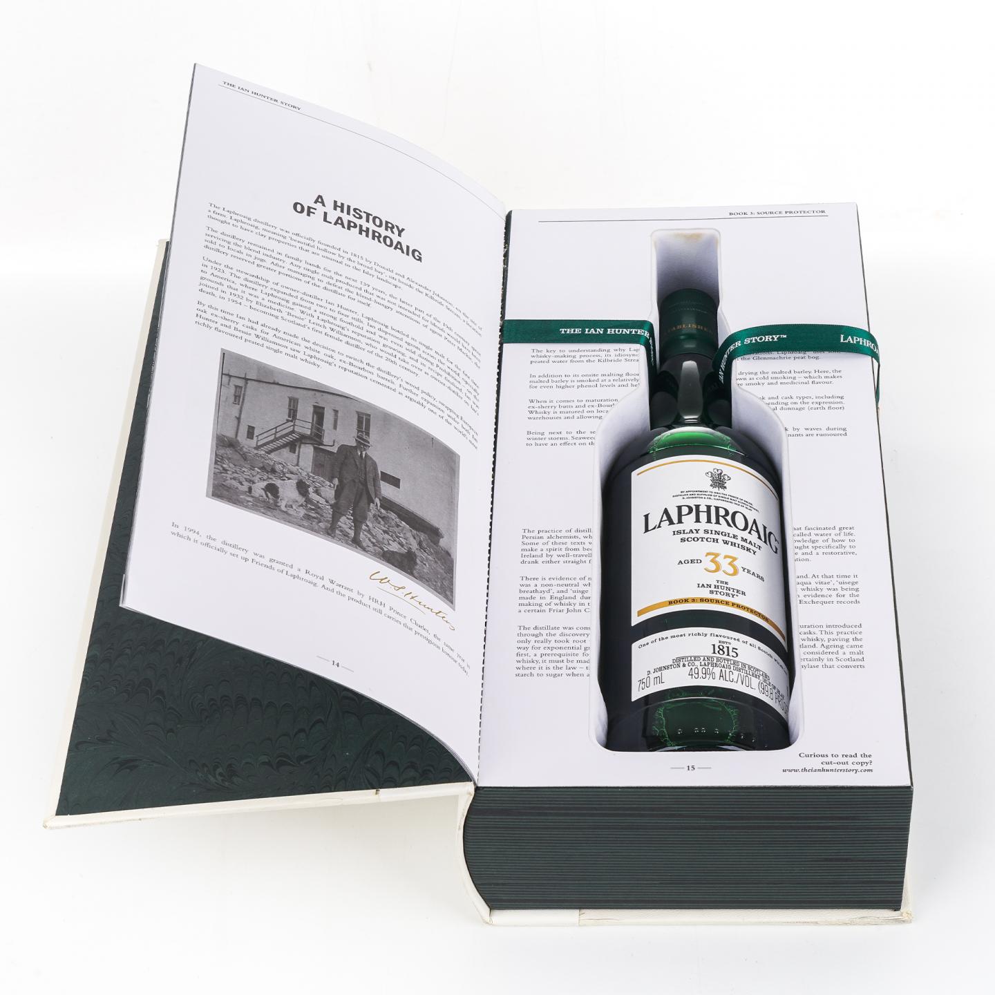 Laphroaig 拉弗格 30/33年 伊恩·亨特之书 1-3版 3支组