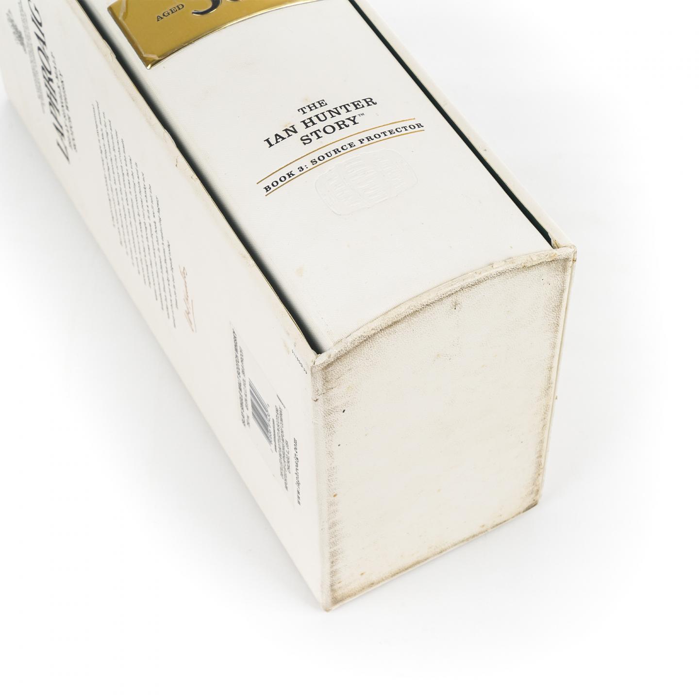 Laphroaig 拉弗格 30/33年 伊恩·亨特之书 1-3版 3支组