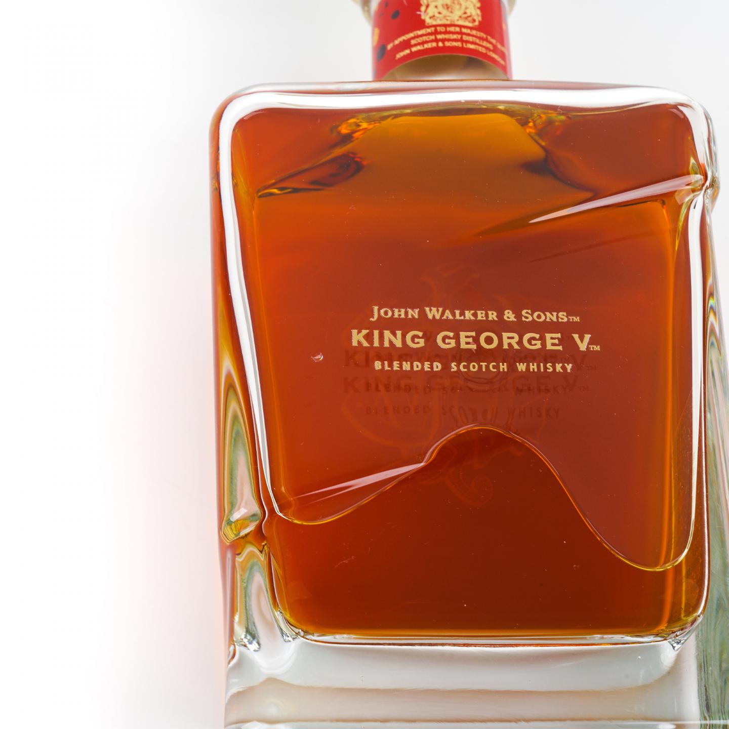 Johnnie Walker 尊尼获加 2022 英皇乔治五世「万里鹏程」特别版 750ml 礼盒