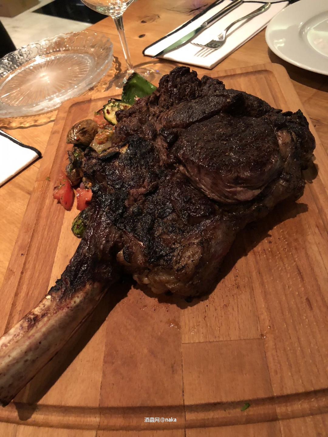 在希腊餐吧小酌几杯