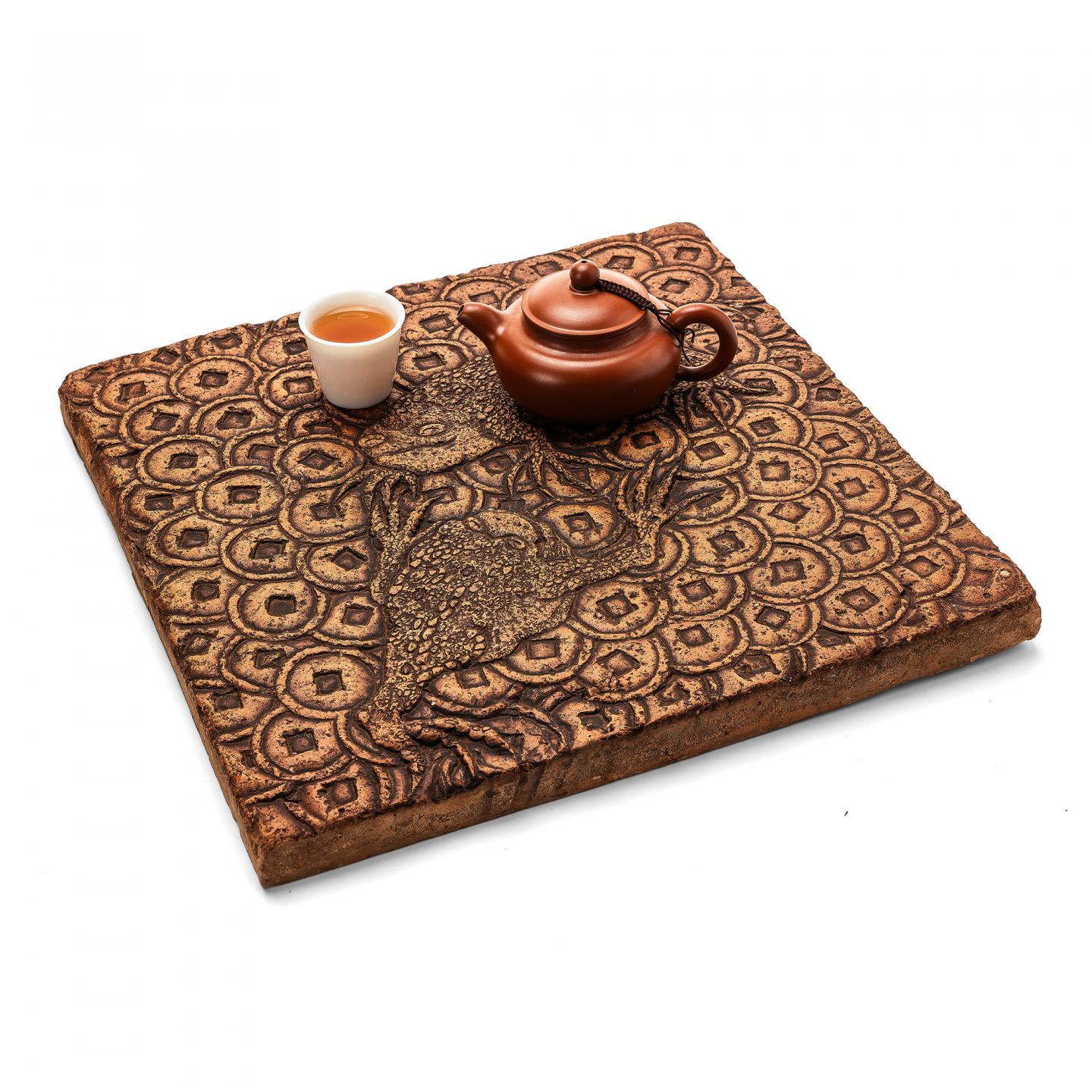 高博峰 《金蟾》 规格：30.5cm X 30.5cm X 2.2cm