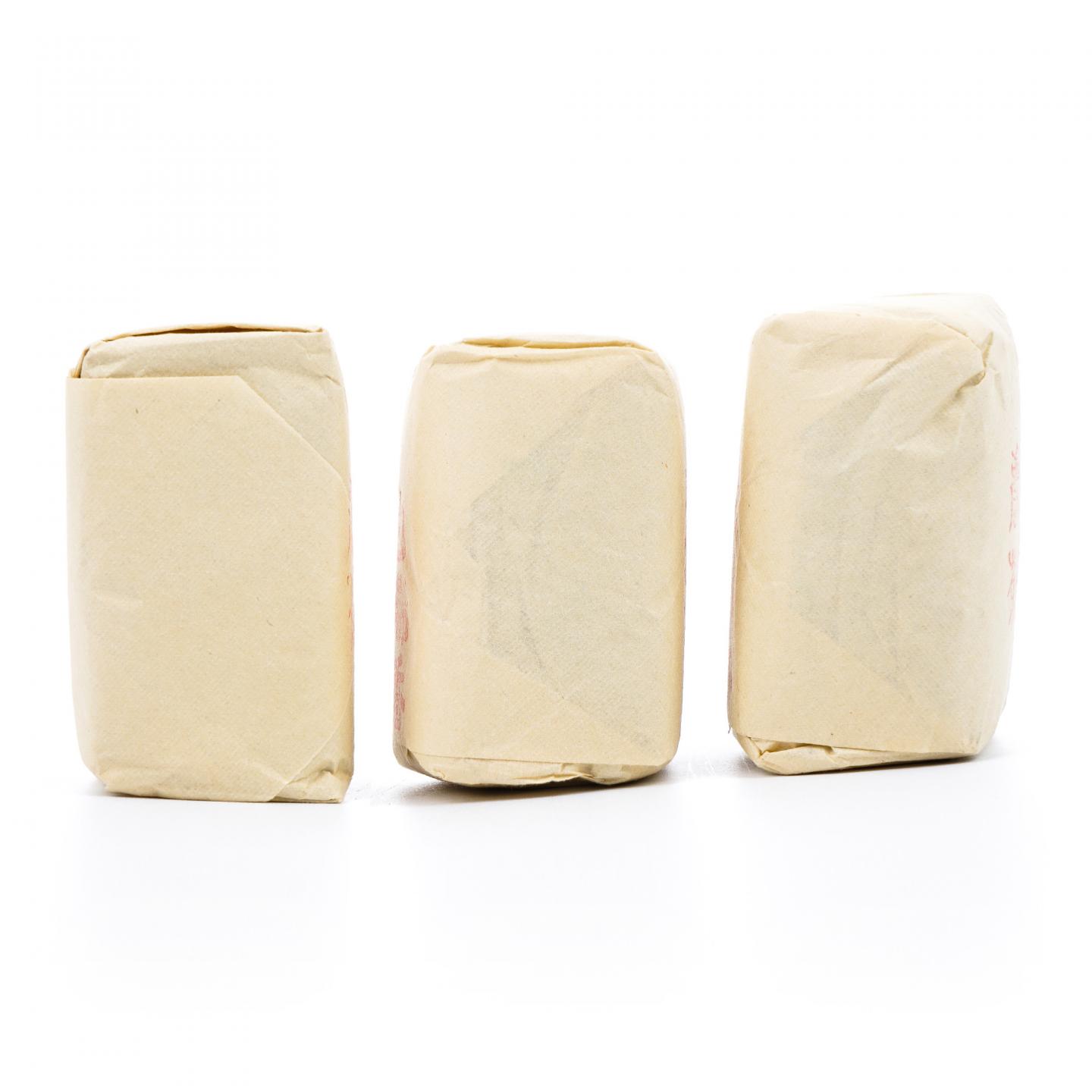 上世纪九十年代 中茶出口金记茶行 甲级武夷名枞白瑞香 50克*3包