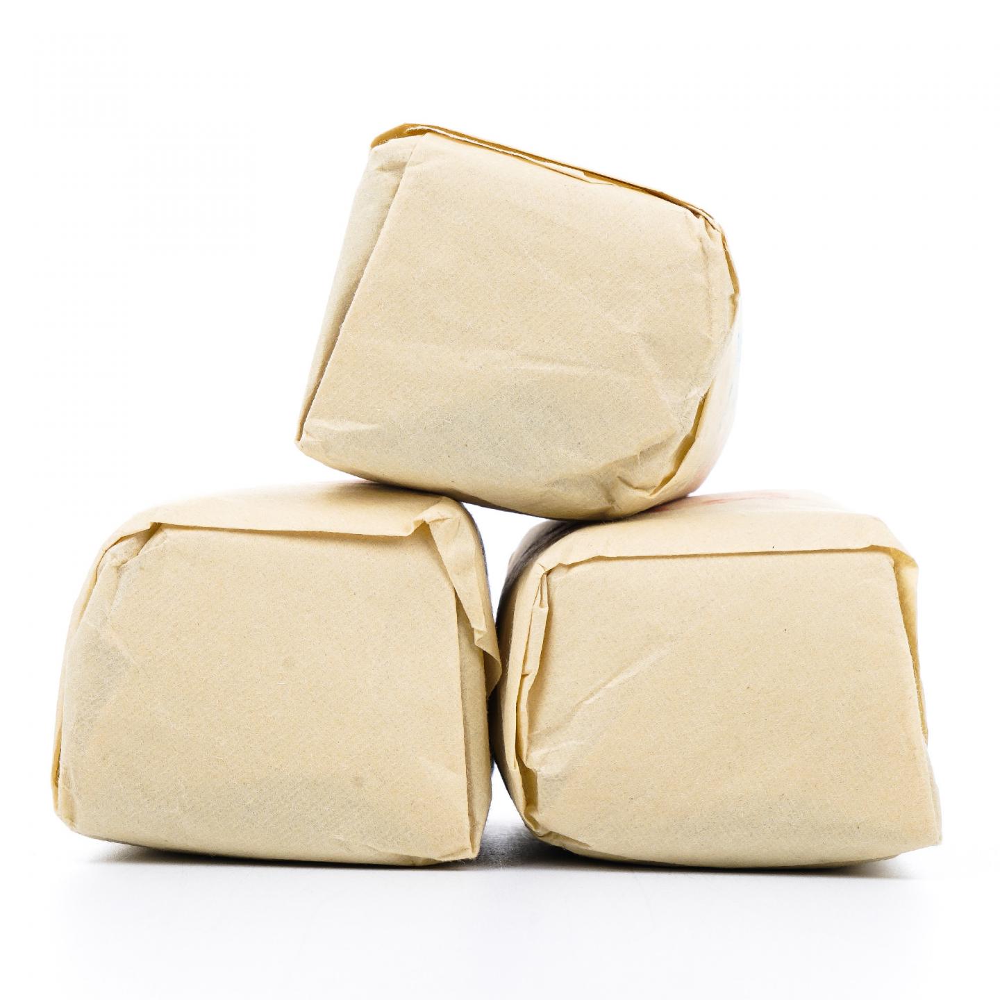 上世纪九十年代 中茶出口金记茶行 甲级武夷名枞白瑞香 50克*3包