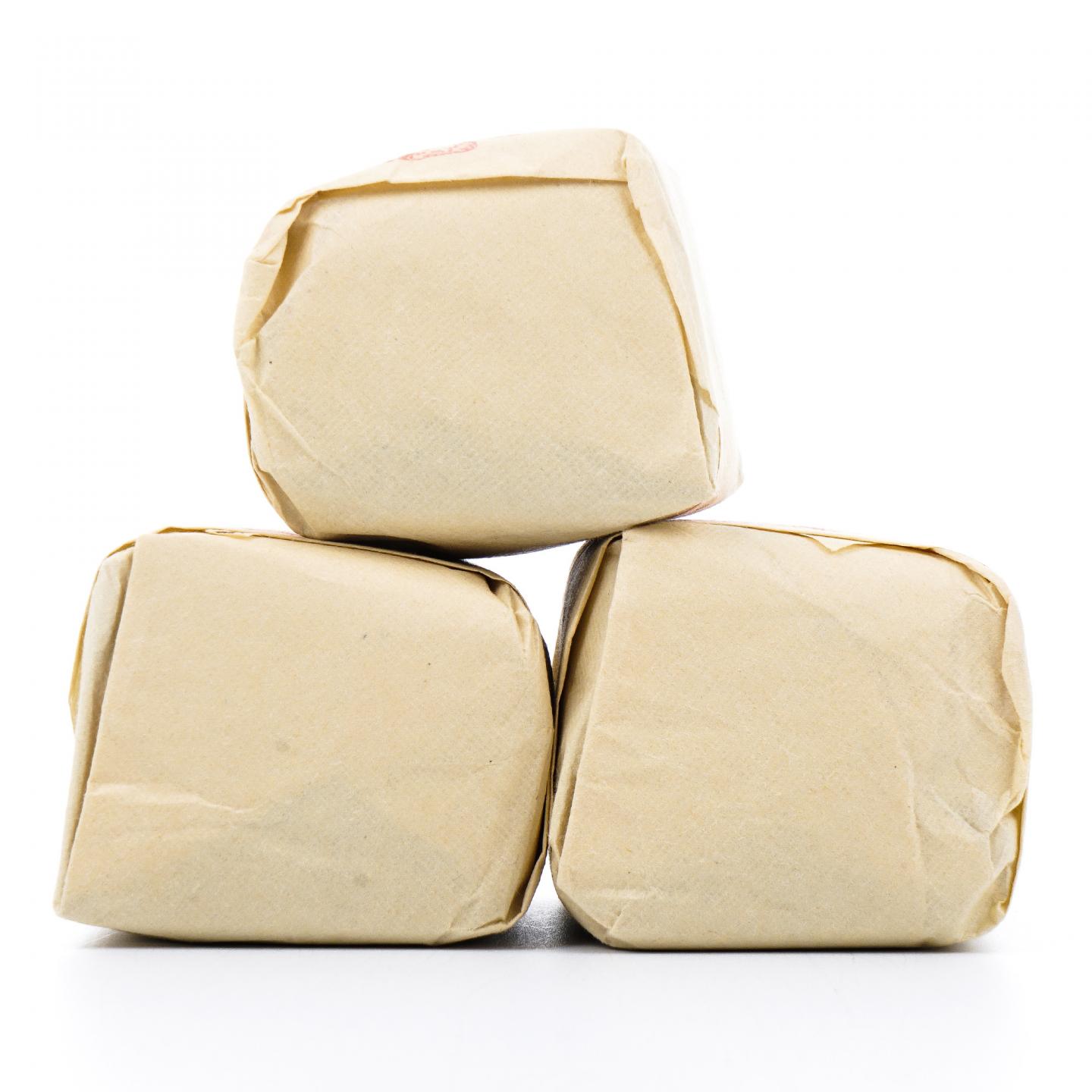 上世纪九十年代 中茶出口金记茶行 甲级武夷名枞白瑞香 50克*3包