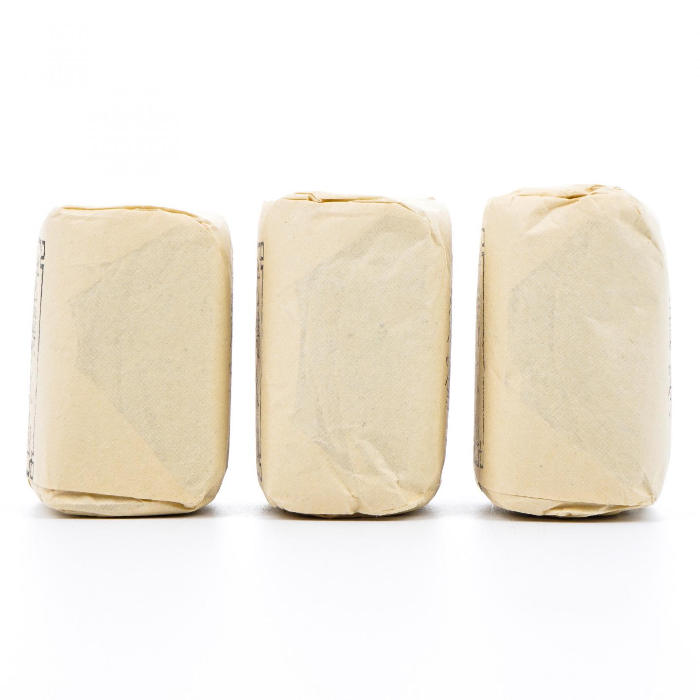 上世纪九十年代 中茶出口金记茶行 特级老枞水仙 3包*50克