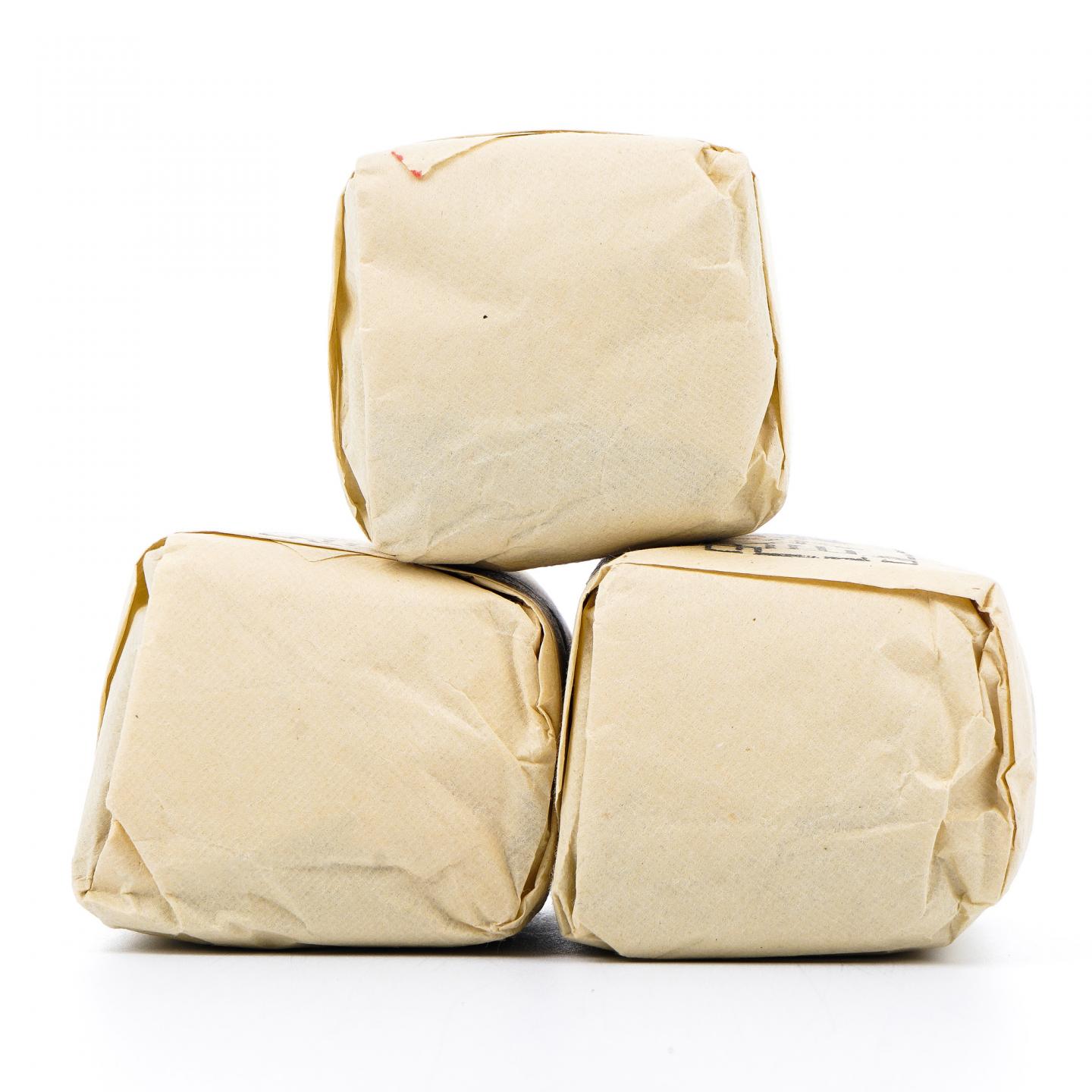 上世纪九十年代 中茶出口金记茶行 特级老枞水仙 3包*50克