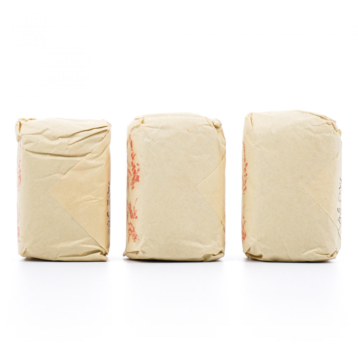 上世纪九十年代 中茶出口金记茶行 甲级武夷名枞不知春 3包*50克