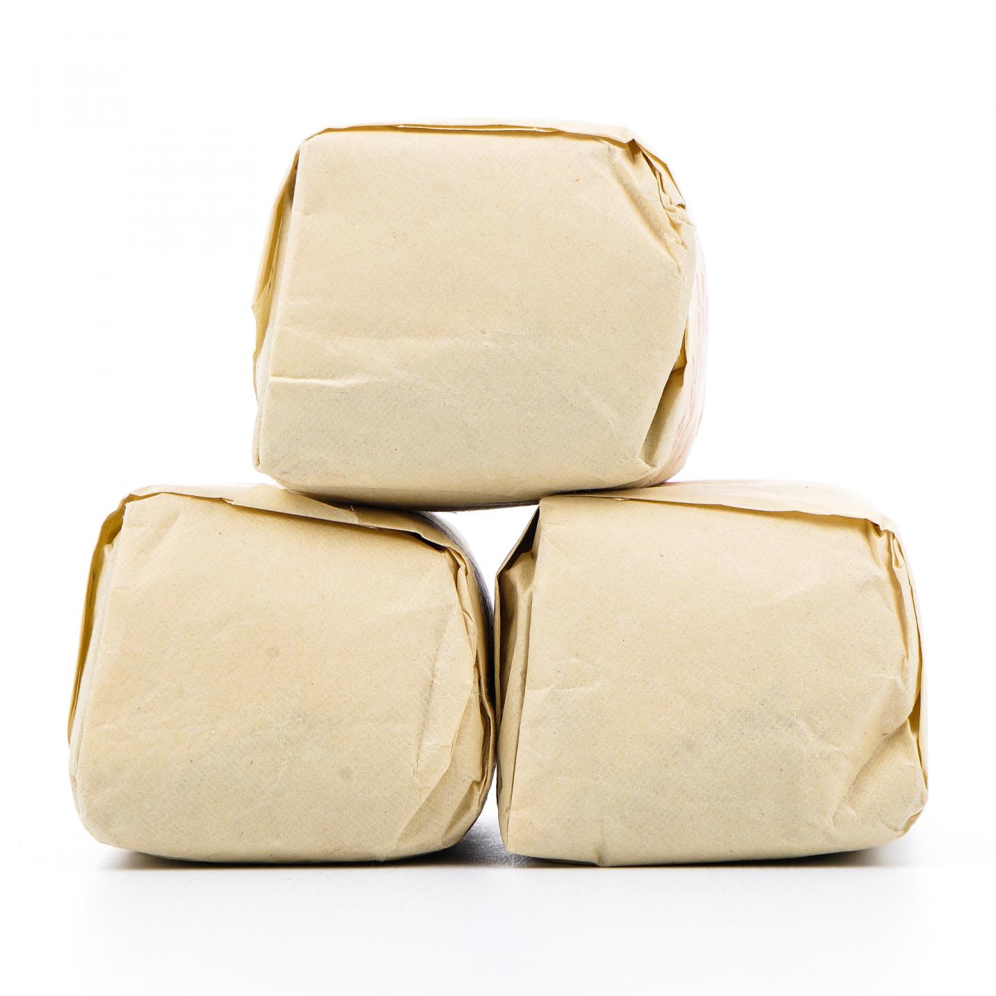 上世纪九十年代 中茶出口金记茶行 甲级武夷名枞不知春 50克*3包