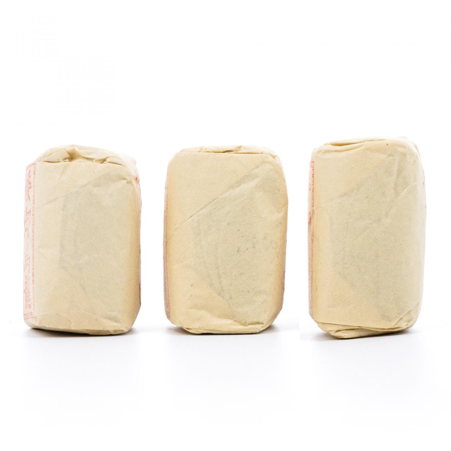 九十年代 中茶公司出口金记茶行 甲级名枞矮脚乌龙 3包*50g