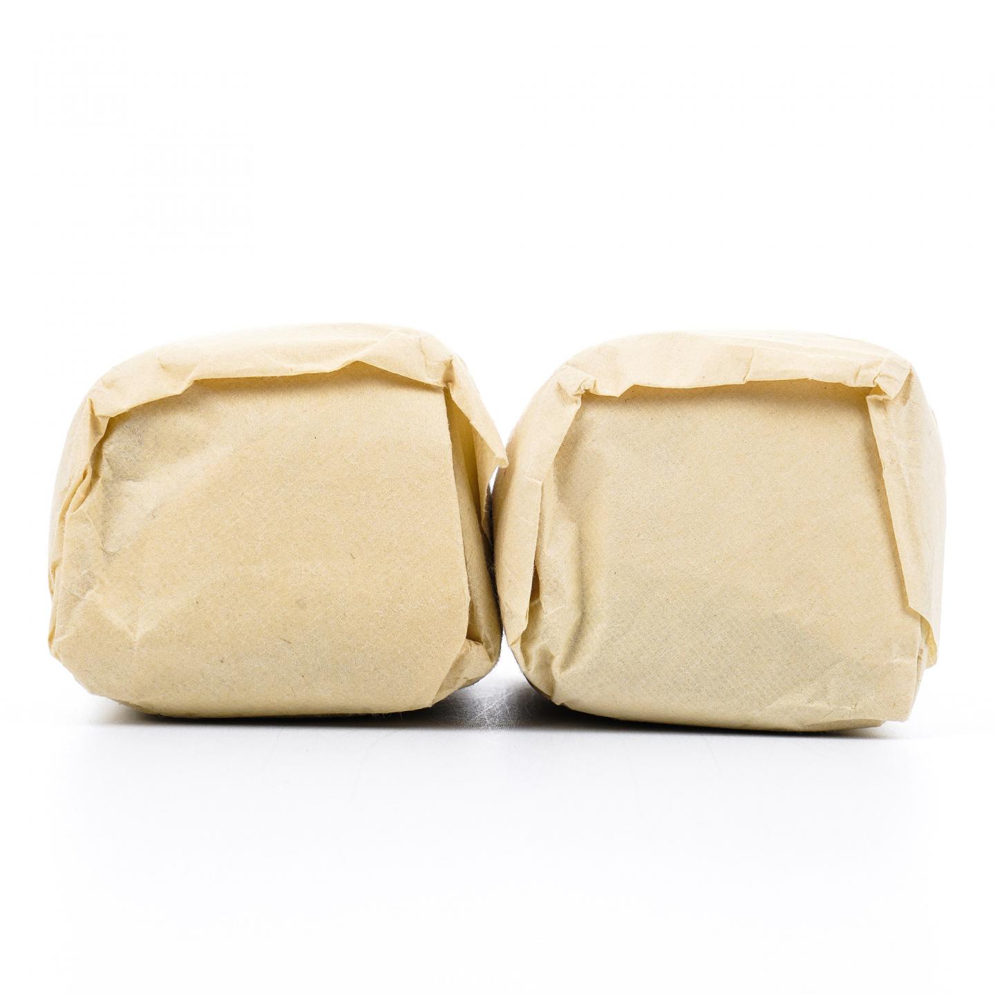 上世纪九十年代 中茶出口金记茶行 甲级武夷四大名枞半天妖 2包*50克