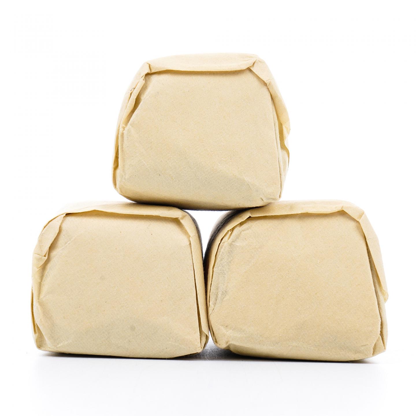 上世纪九十年代 中茶出口金记茶行 甲级武夷四大名枞半天妖 3包*50克