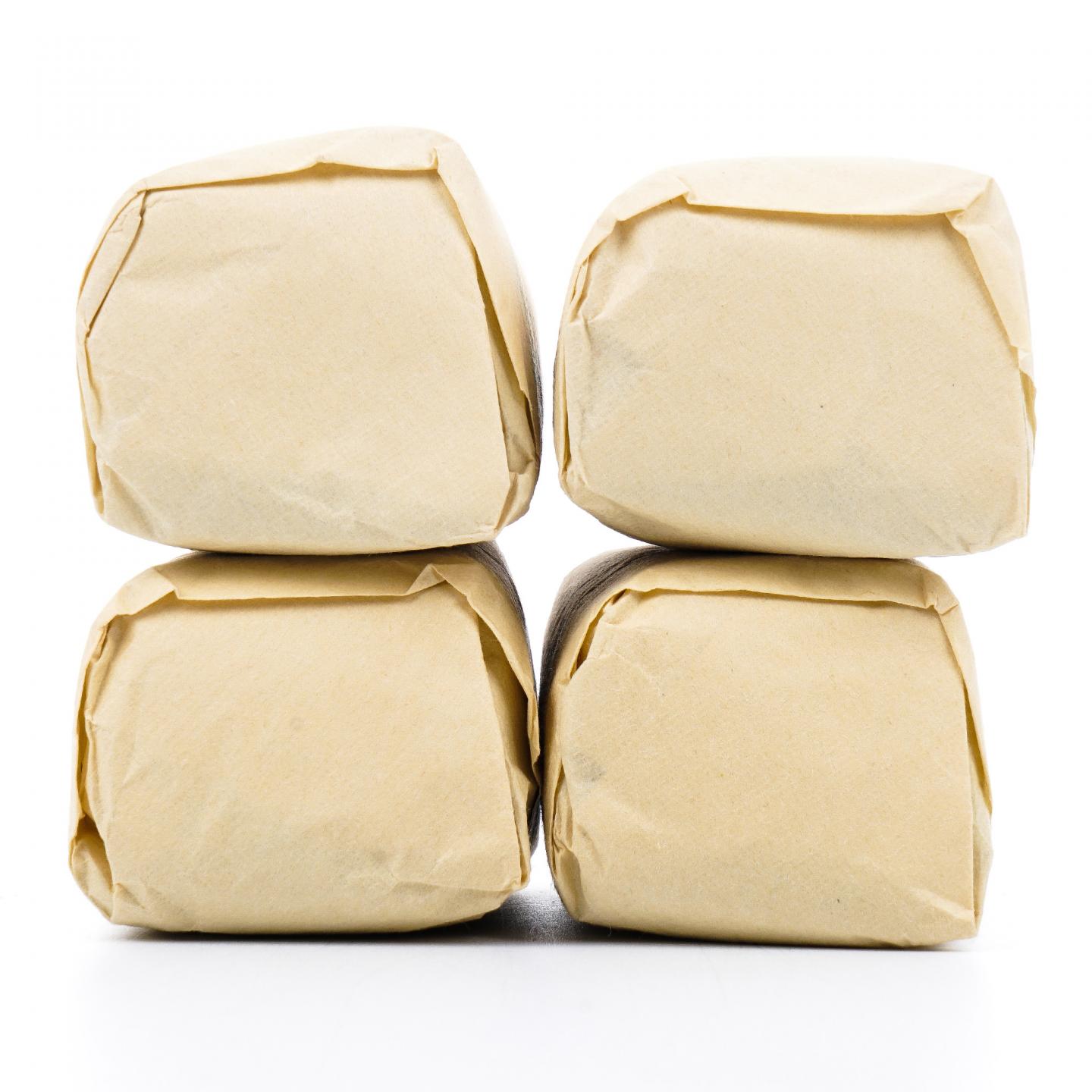 上世纪九十年代 中茶出口金记茶行 甲级武夷四大名枞半天妖 4包*50克