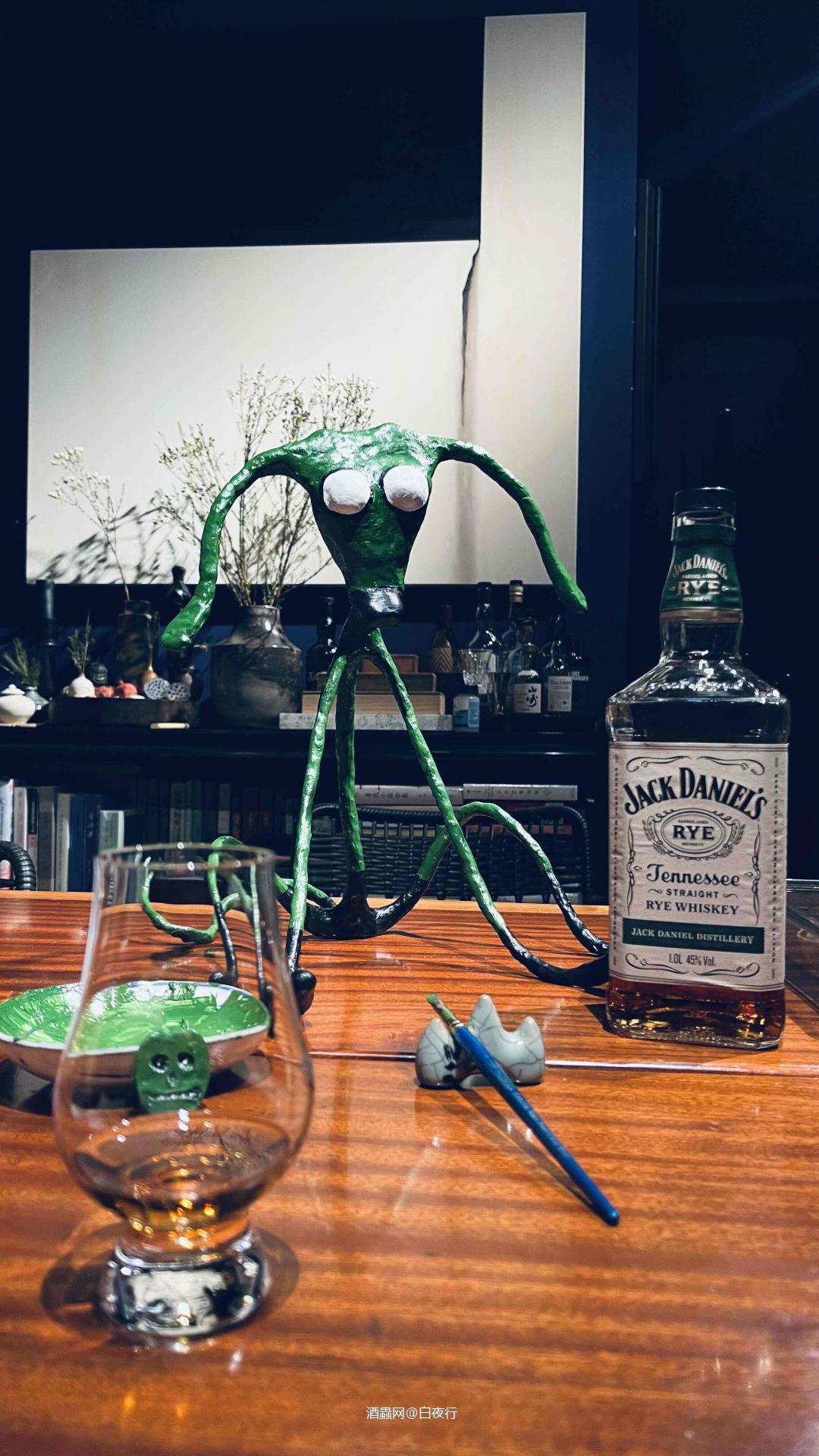 狗绿酒也绿 生活过的去