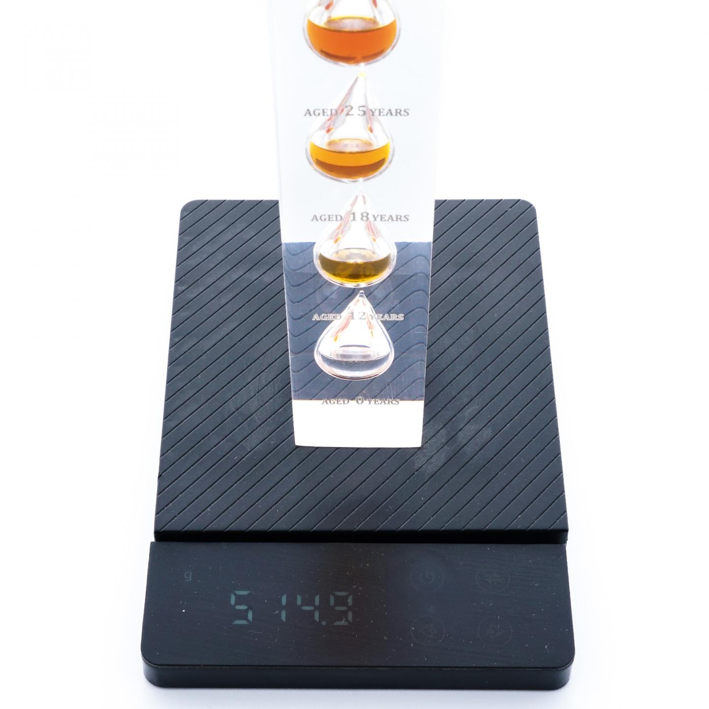 山崎 威士忌展示摆件 含50 25 18 12 0年酒液