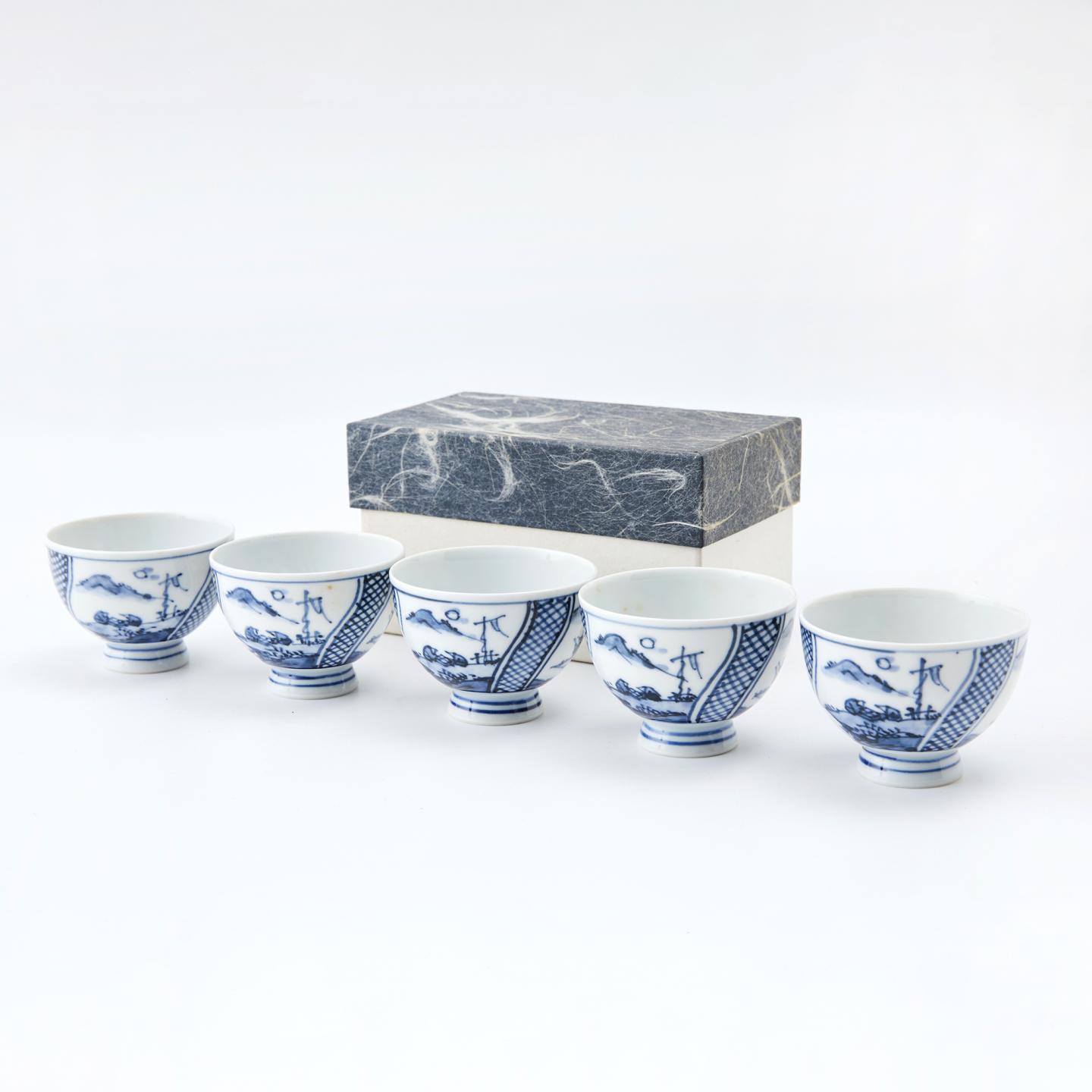 平安七甫|昭和时期 青花染付风景画片薄胎品茗杯5客(附送实木茶托5客)