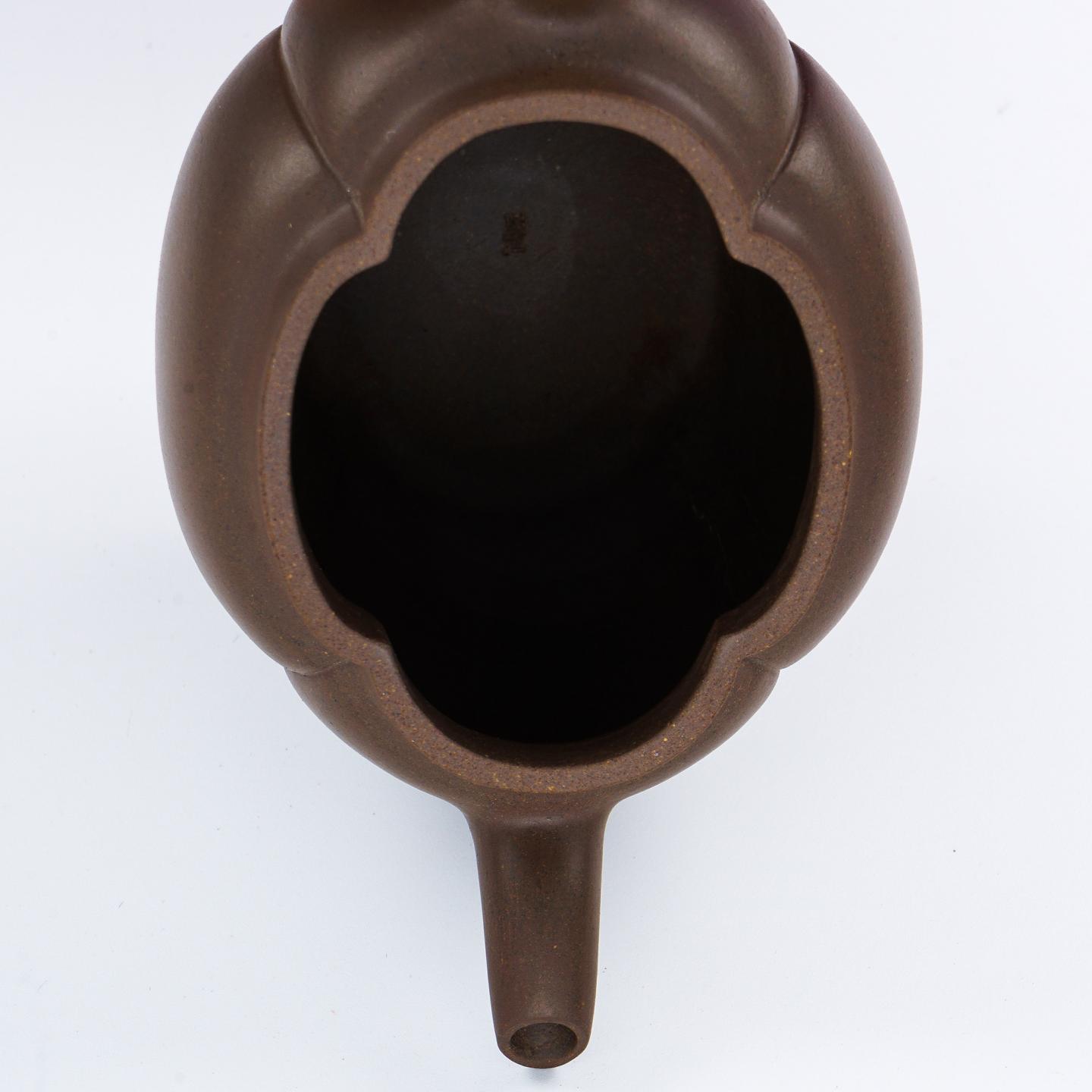 吴彦龙（九瀚） 青棠壶 紫砂壶 当代 约280cc 约高96mm