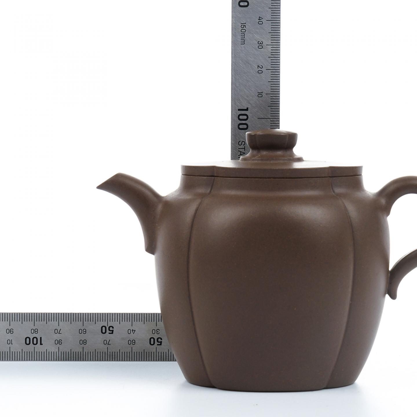 吴彦龙（九瀚） 青棠壶 紫砂壶 当代 约280cc 约高96mm