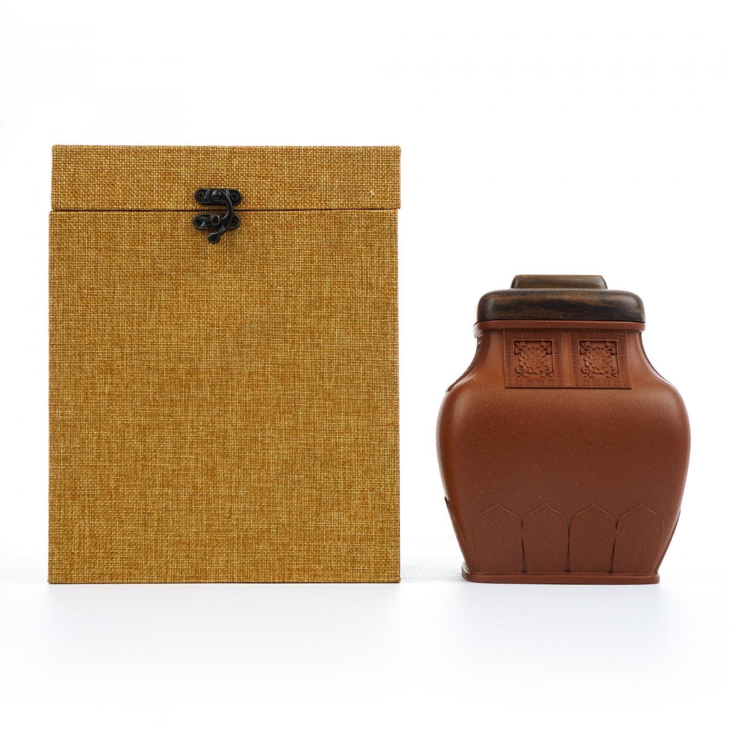 毛军慧（九瀚） 宫廷贴花茶叶罐 当代 约高188mm