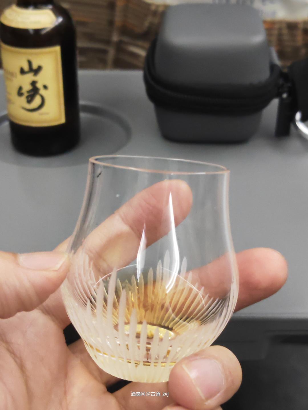 过年在火车上喝一个