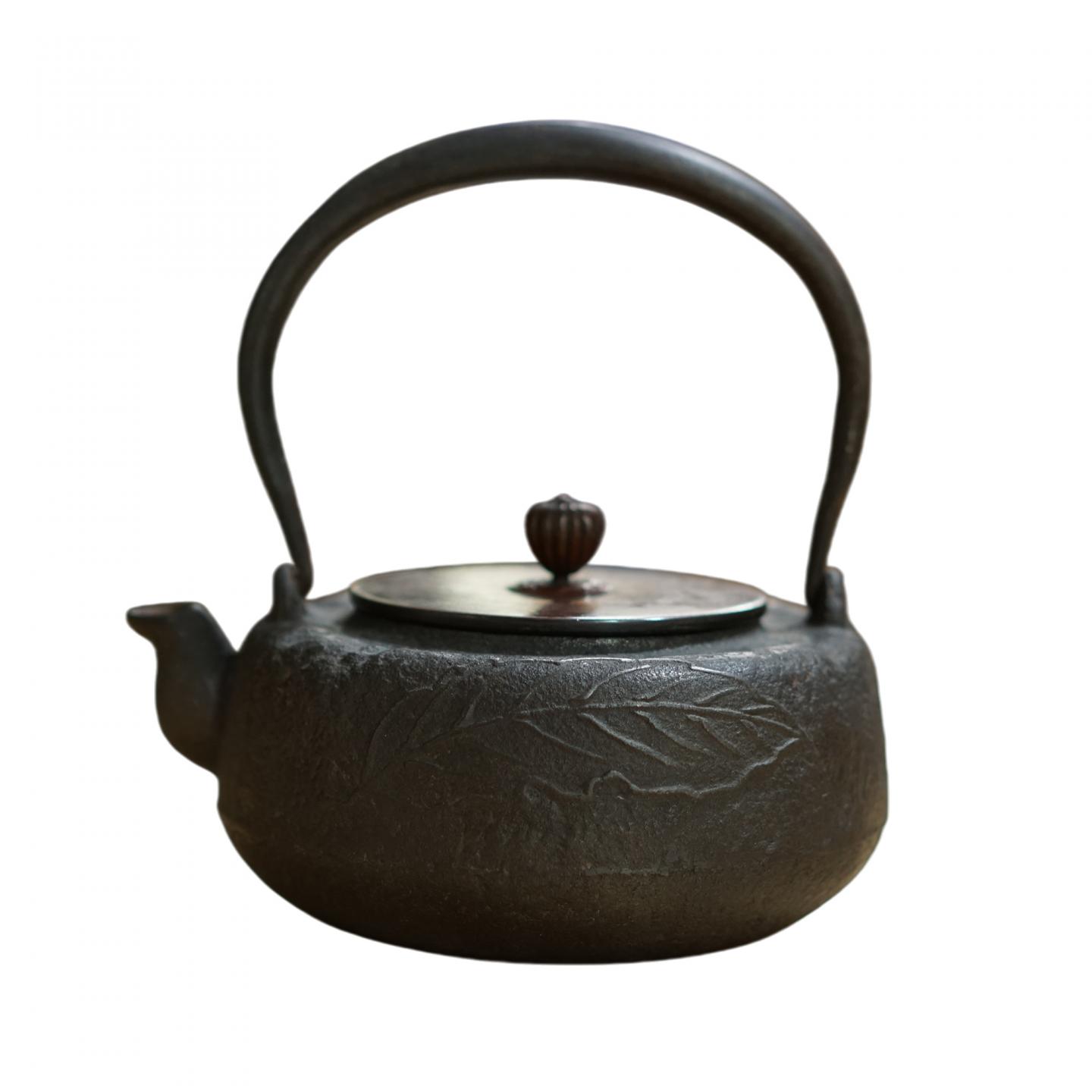 祥云堂造老铁壶 大正时期 20*15*17cm 一把