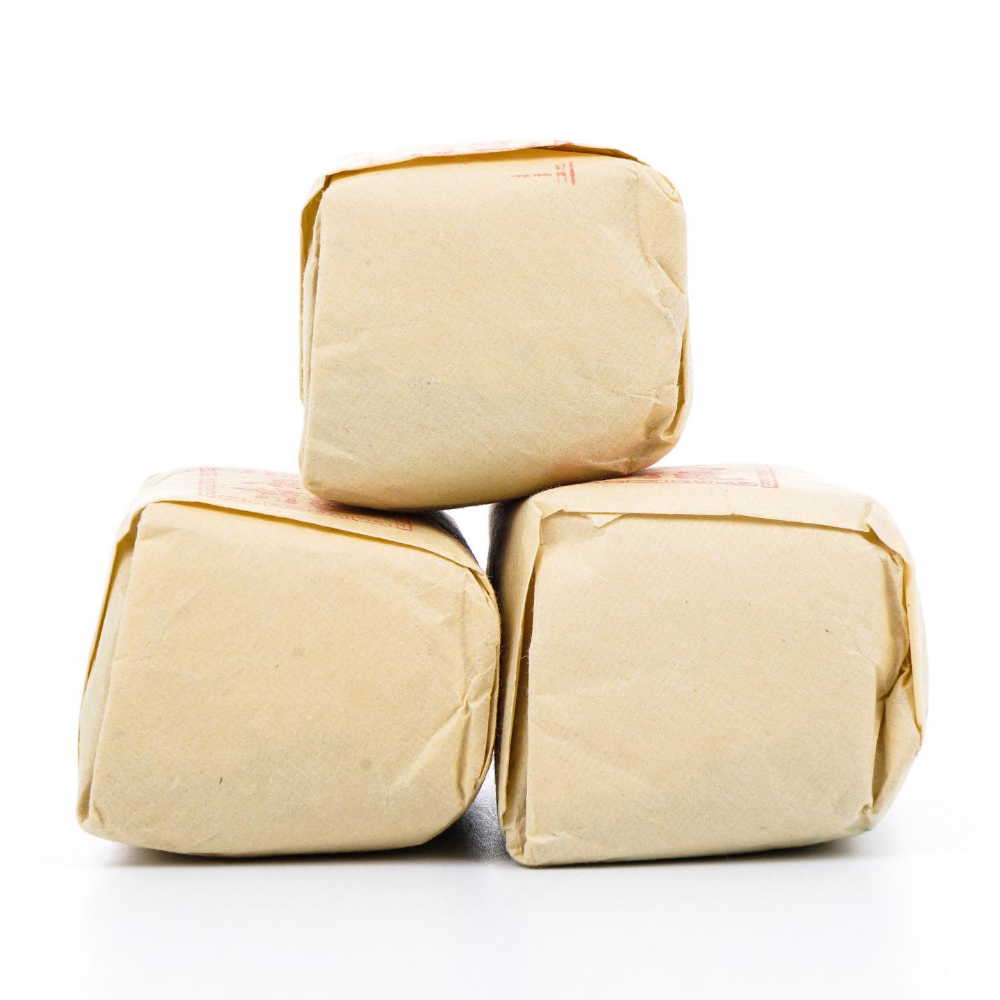 九十年代 中茶公司出口金记茶行 甲级名枞矮脚乌龙 3包*50g