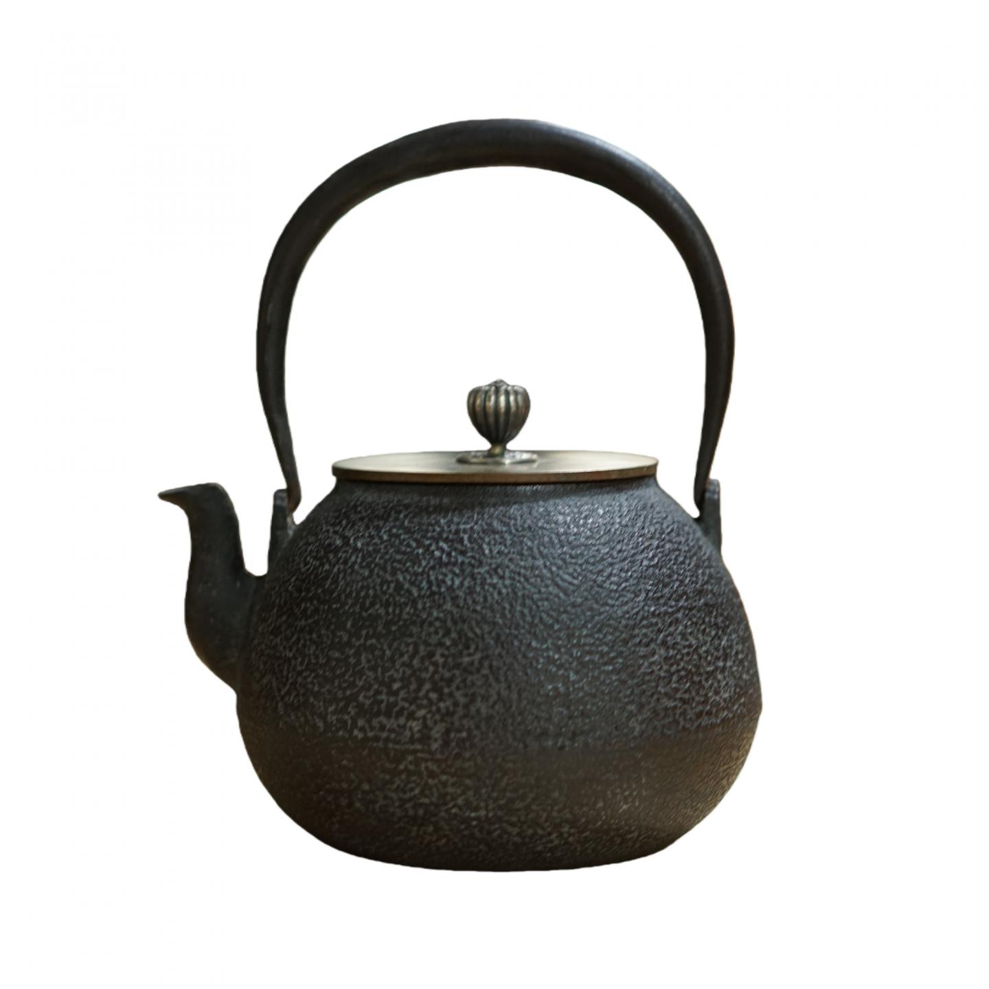 龙文堂丨大正时期 提把嵌银葡萄纹银摘老铁壶一把 23*15*18cm