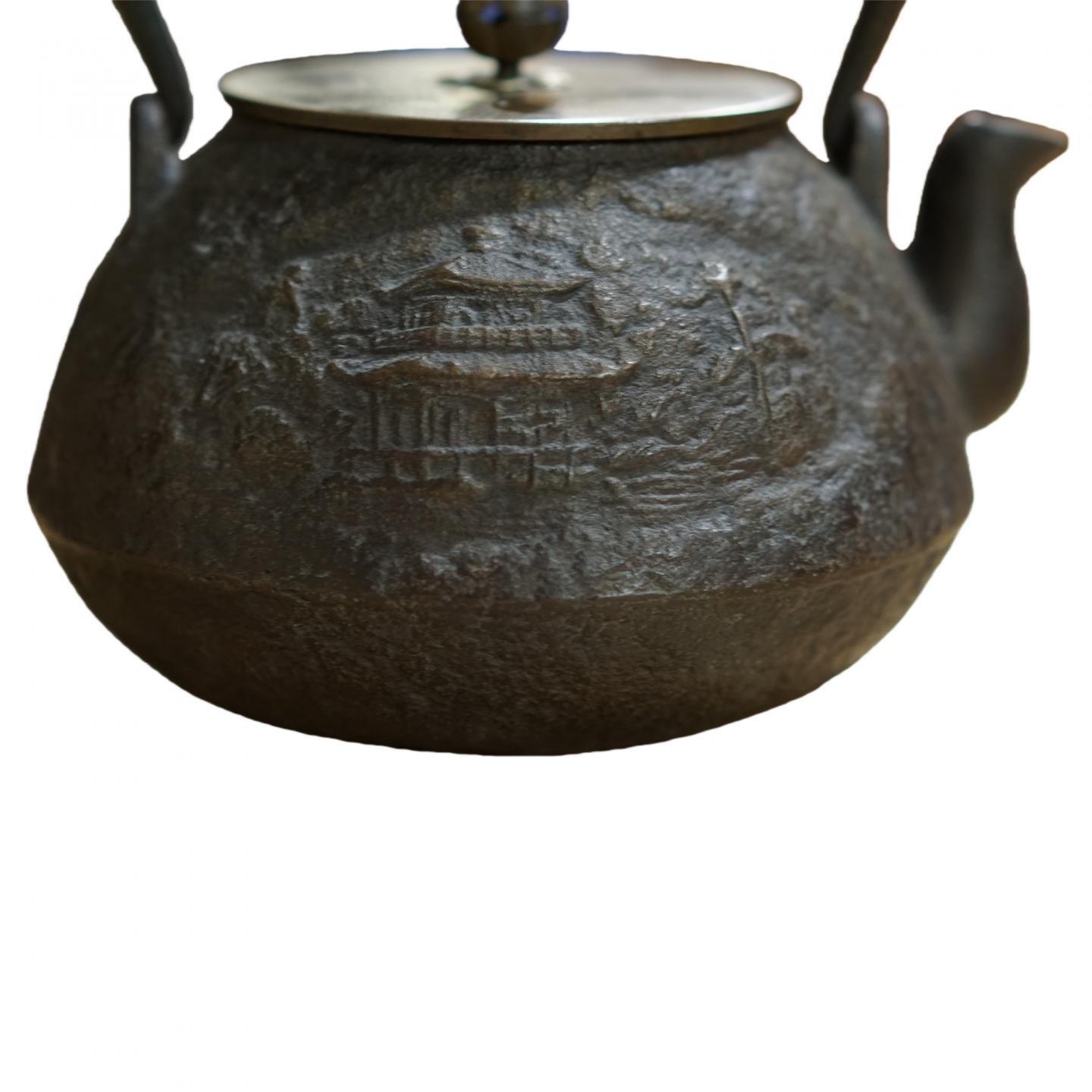 龙文堂造丨大正时期 老铁壶一把 21*16*16cm
