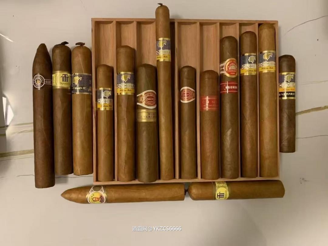 您好老板 咱家私卷系列 主营高希霸系列高6 贝怡可54 56 护身符 3t 好友e2 帕特加斯d4 宽丘 比较推荐 叶子是哈瓦那烟叶 不做低端国产 我们1/1还原味道 茄标是回流标 也就是真标 售价咱们现在单只80（任意款型） 5只起发 可以拼。第一次合作我们支持货到付款 默认顺丰发货 微 YKZCS6666