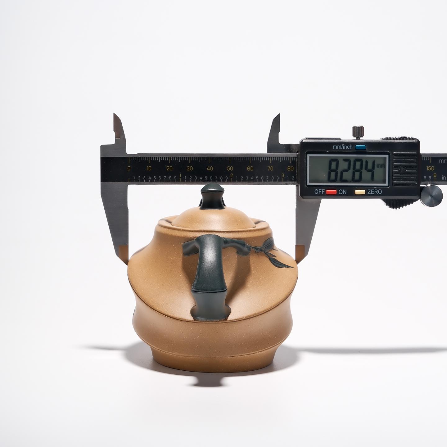 紫砂一厂张玉芳 双色帆竹壶 约90年代 约200cc 高约73mm