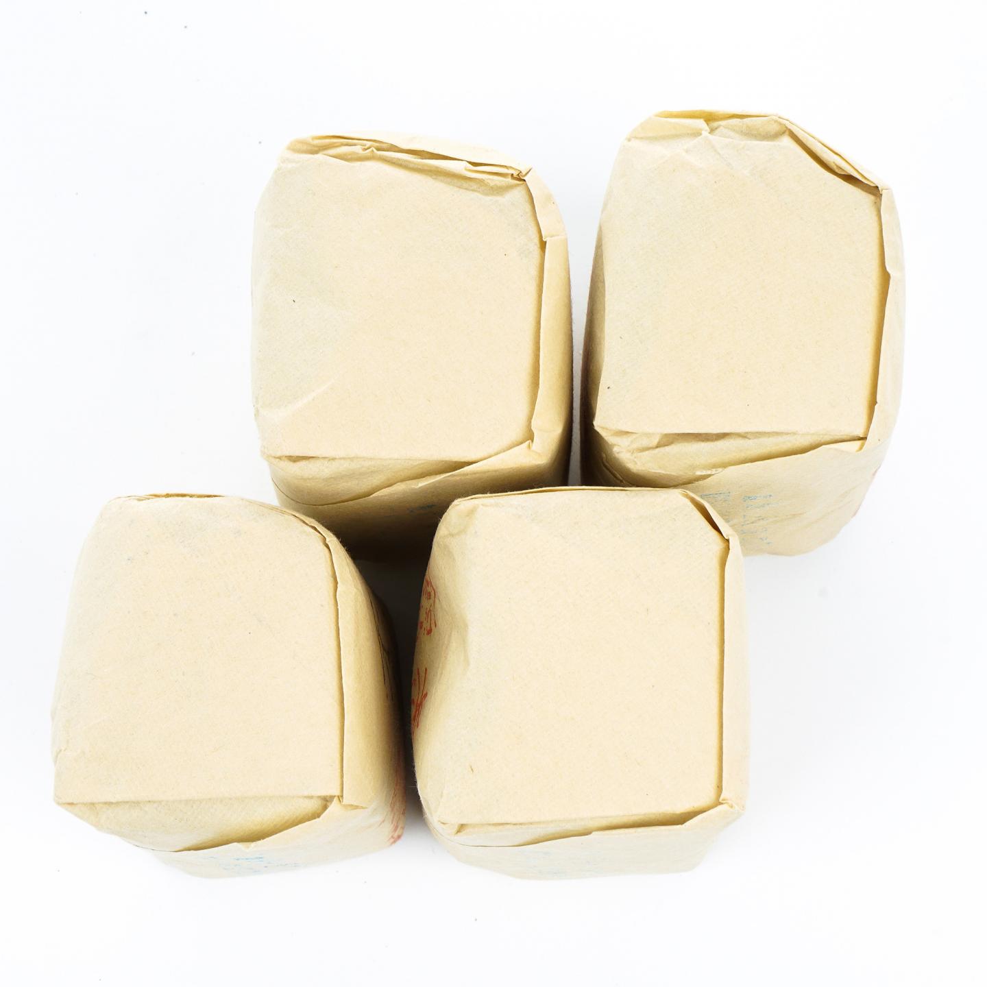 九十年代 中茶公司出口金记茶行 甲级武夷名枞不见天 4包*50克 干仓