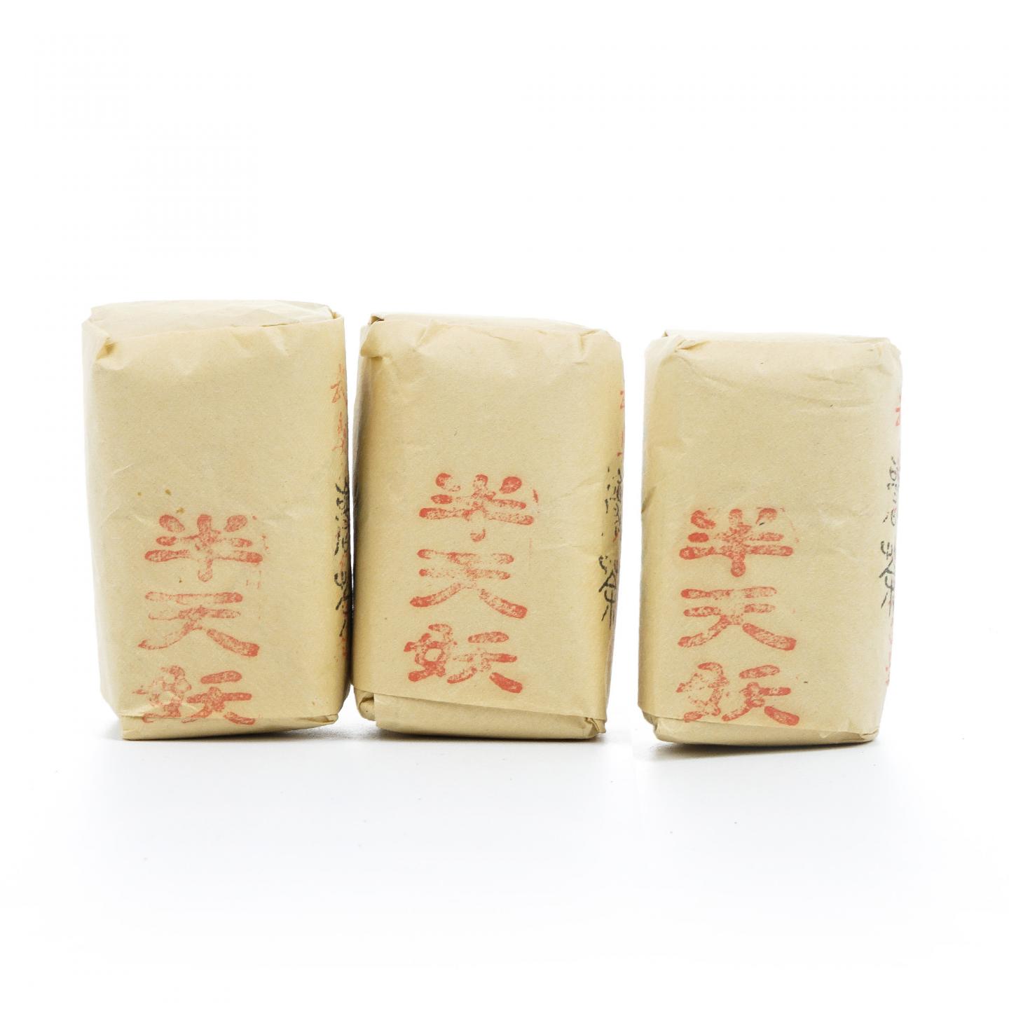 九十年代 中茶出口金记茶行 甲级武夷四大名枞半天妖 3包*50克 干仓