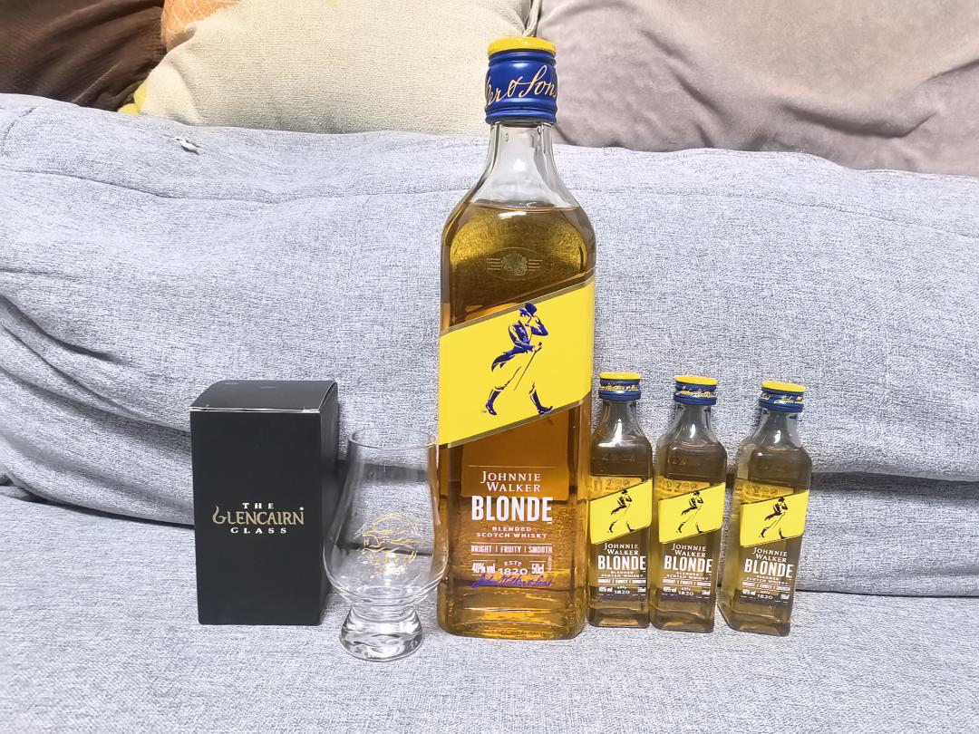 尊尼获加耀澄组合送正品凯恩杯