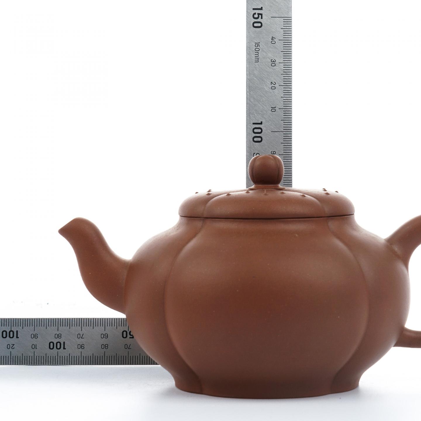 周晶桦 梅花壶 紫砂壶 约90年代 高约90mm