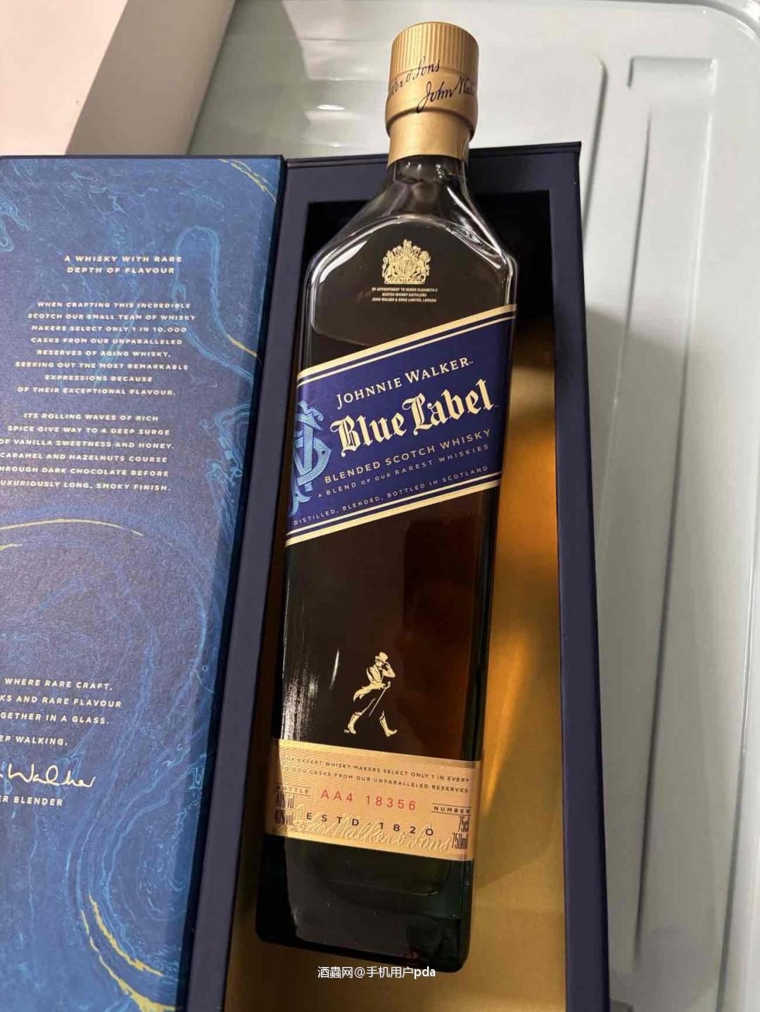 这款应该是酒吧里面最常见的酒了吧