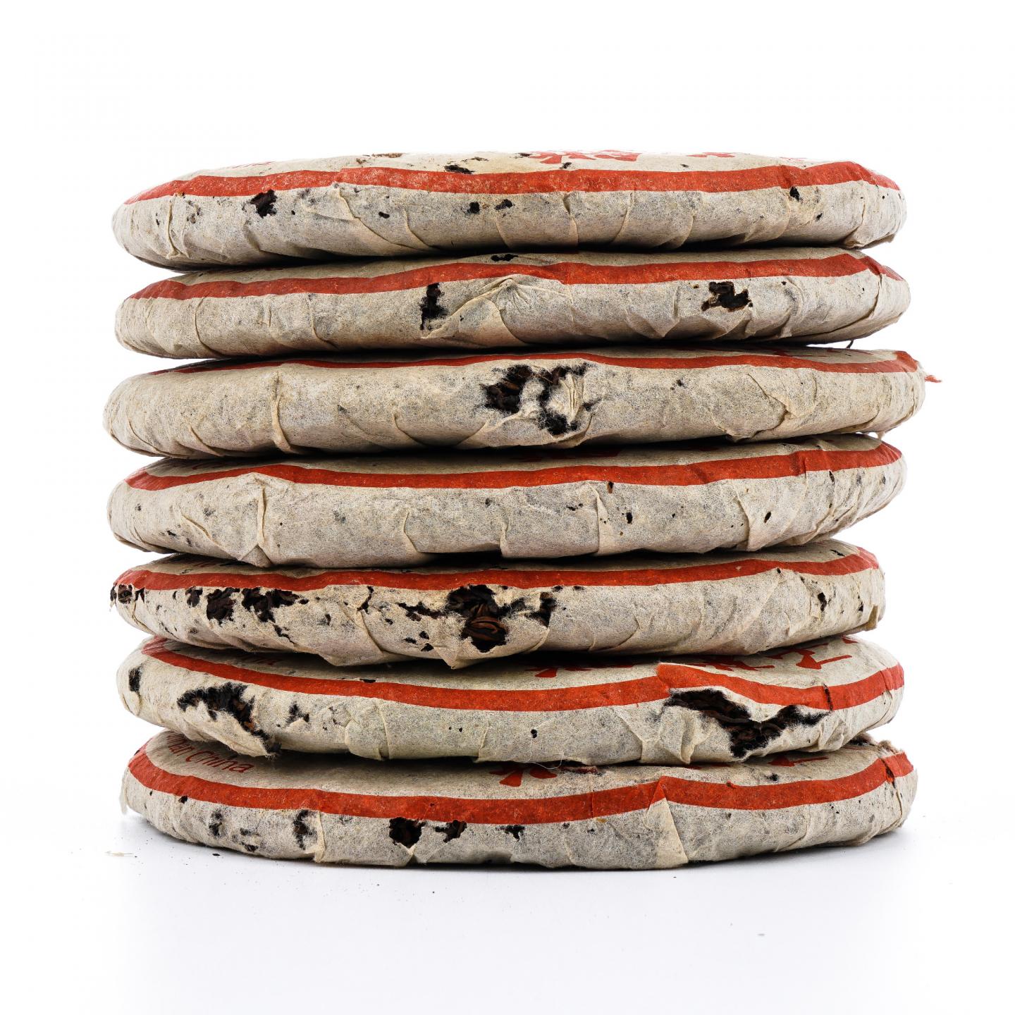 2002年 海湾老同志7548青饼 7饼 干仓