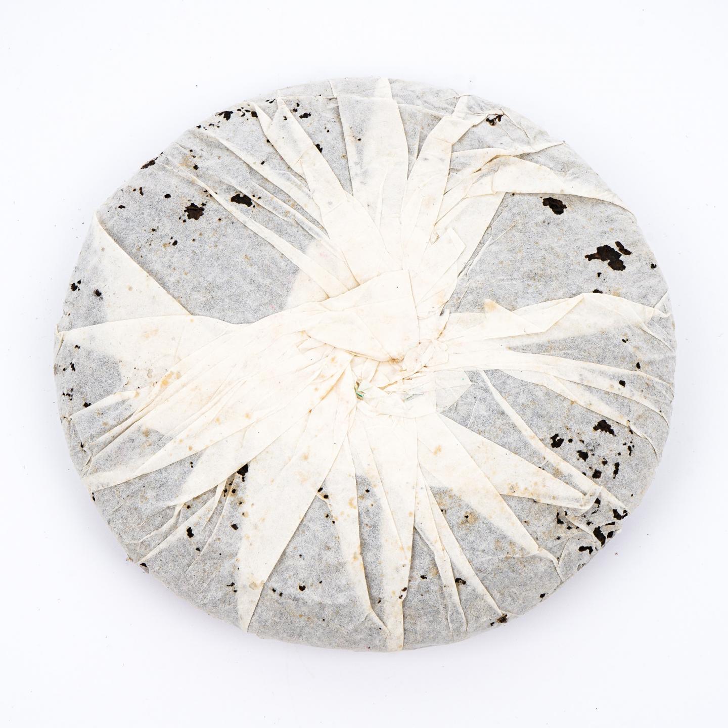 九十年代 易武古树黄片 7饼 干仓