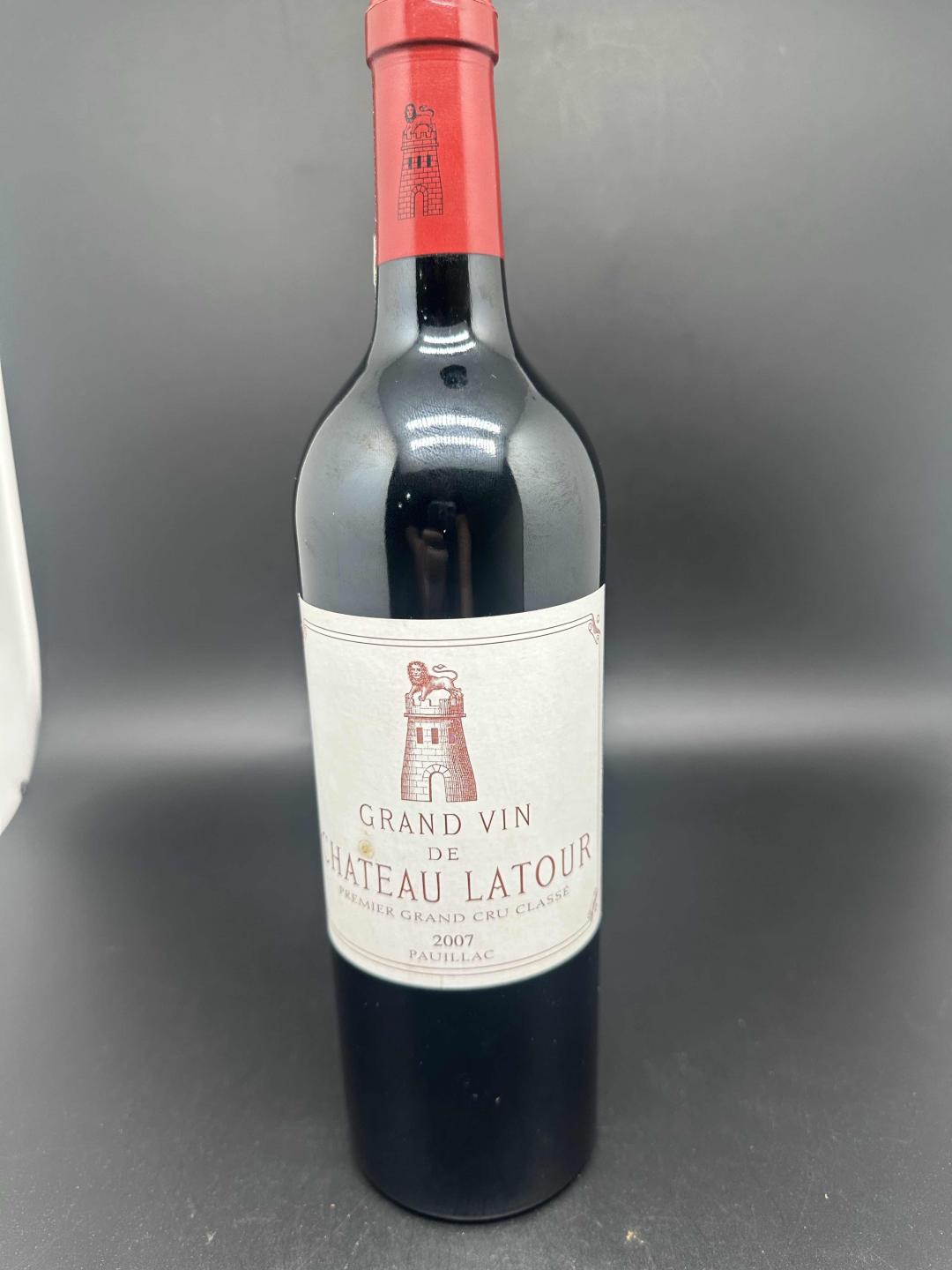 瑕疵2007拉图城堡 背标胶印明显