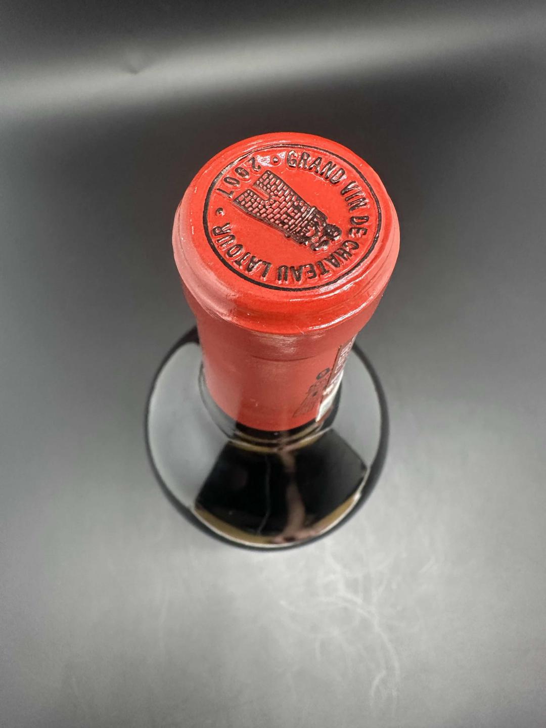 瑕疵2007拉图城堡 背标胶印明显