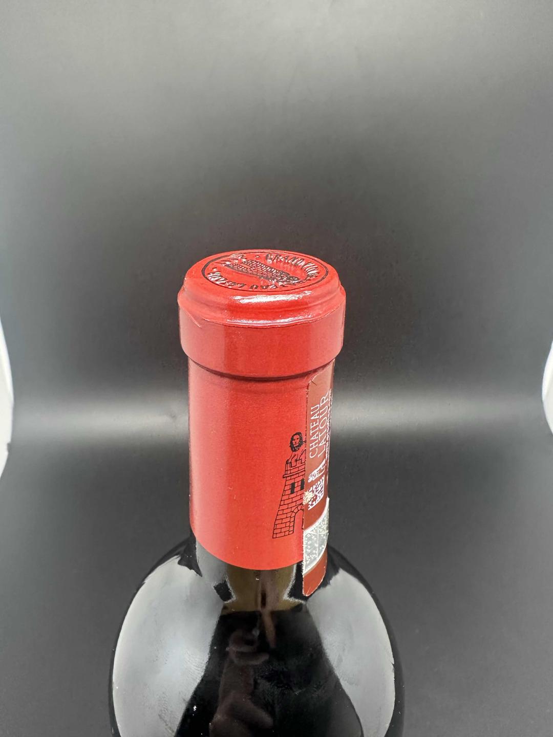 瑕疵2007拉图城堡 背标胶印明显