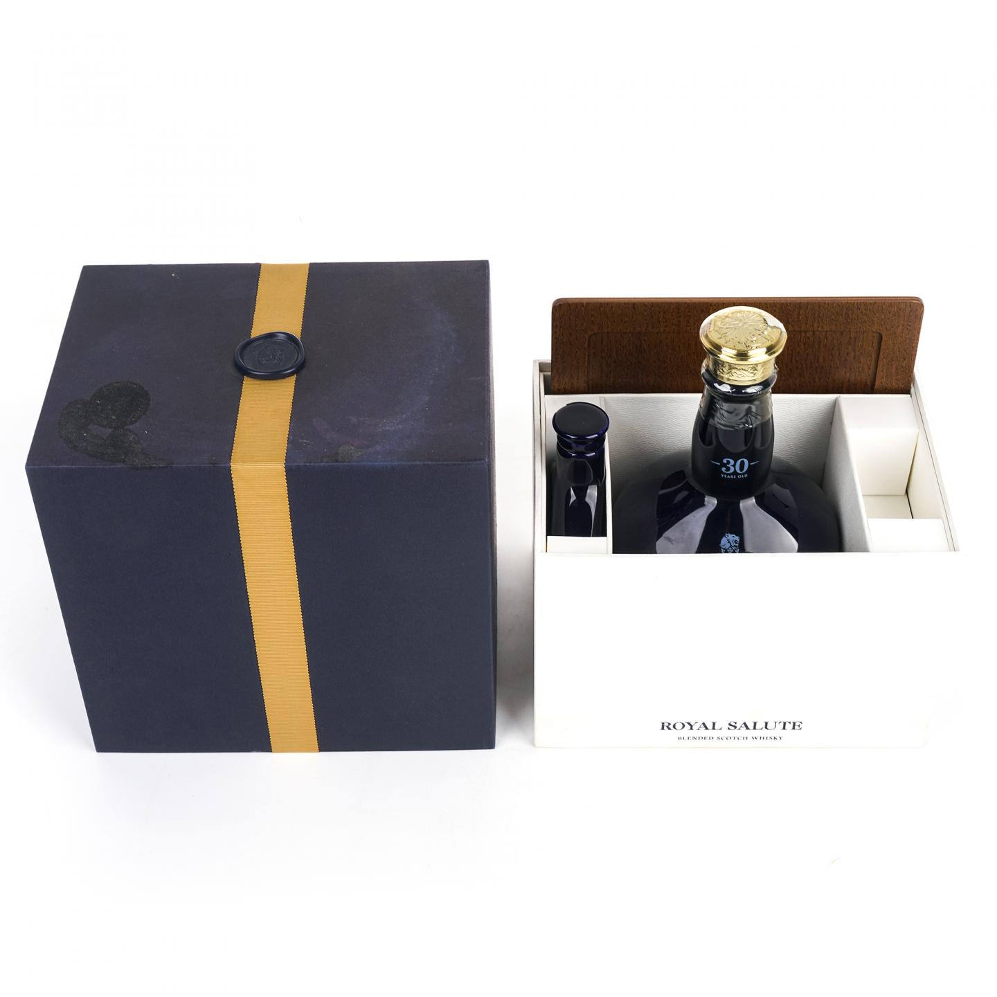 Royal Salute 皇家礼炮 30年 2017 调和 酒壶限量版 行货