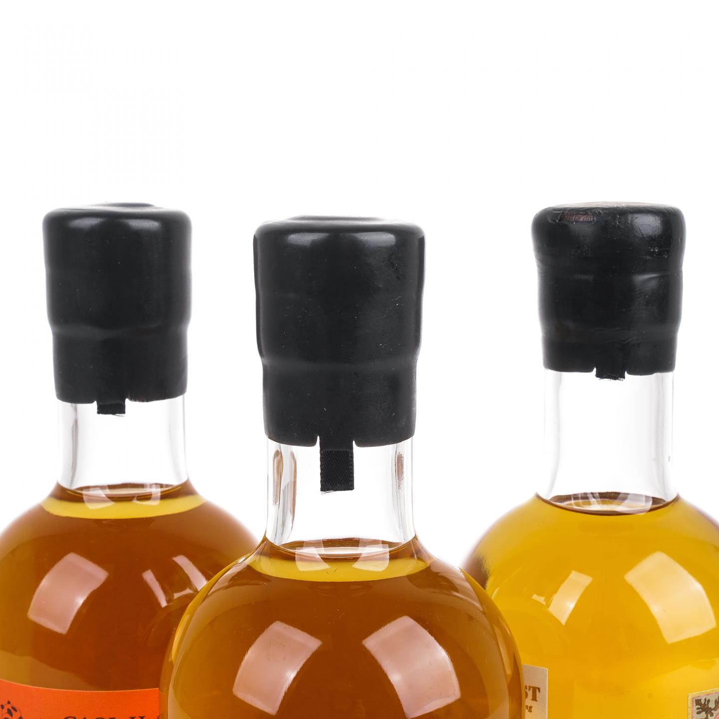 Caol Ila 卡尔里拉 12年 2011 水楢桶+Kilnaughton（阿贝） 13年 2009 3瓶组*500ml