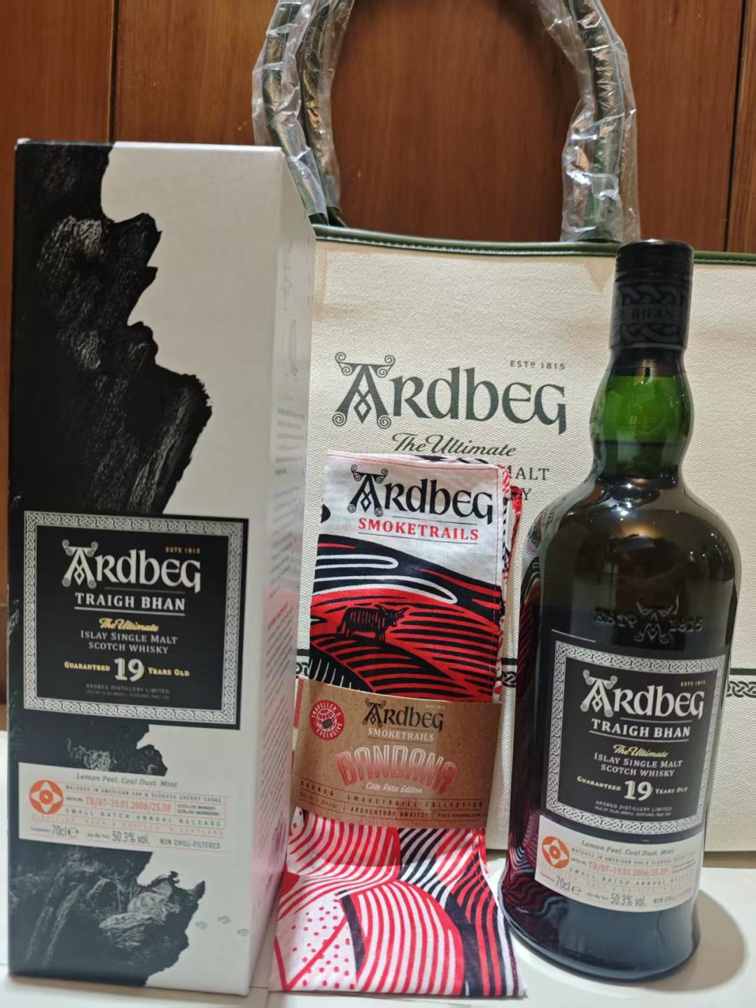 阿贝19年+雅柏托特包+丝巾