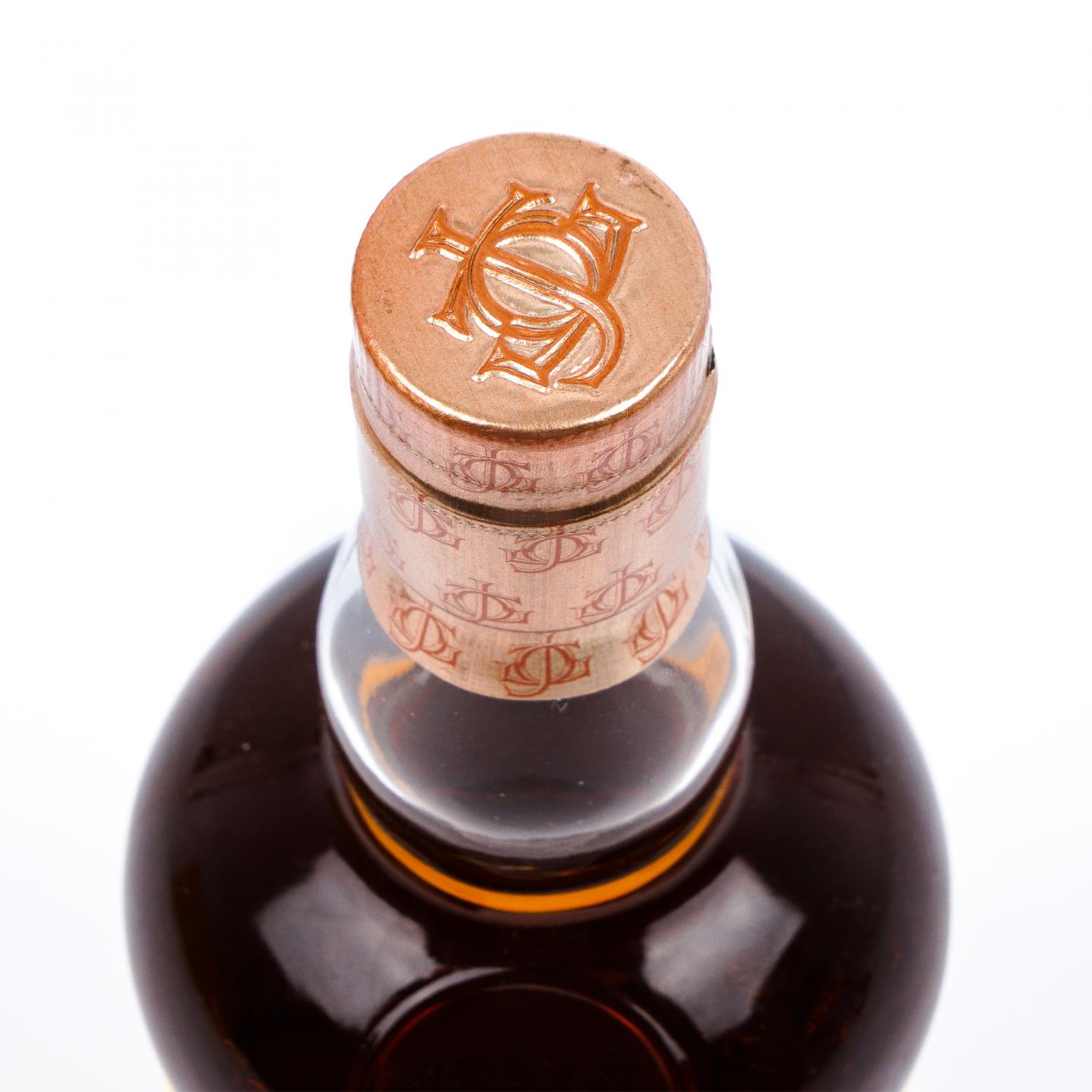 Glenfarclas 格兰花格 1969-2016 家族桶#2451