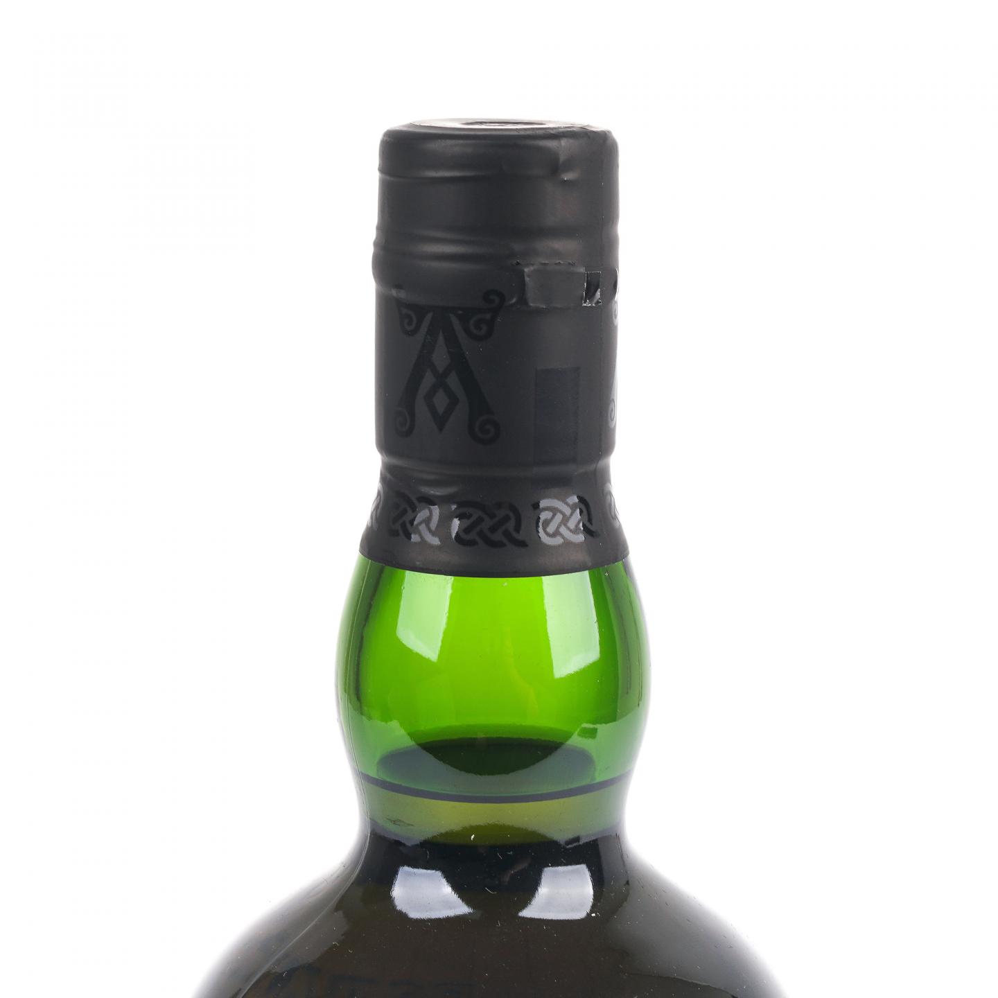 Ardbeg 阿贝 2016 Dark Cove 黑湾 700ml