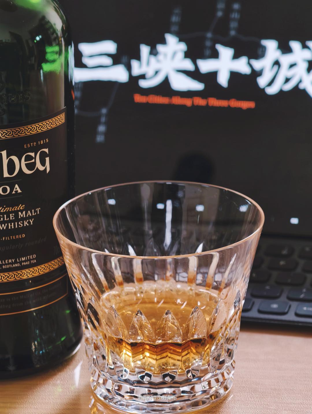 纪录片和夜酒太配了