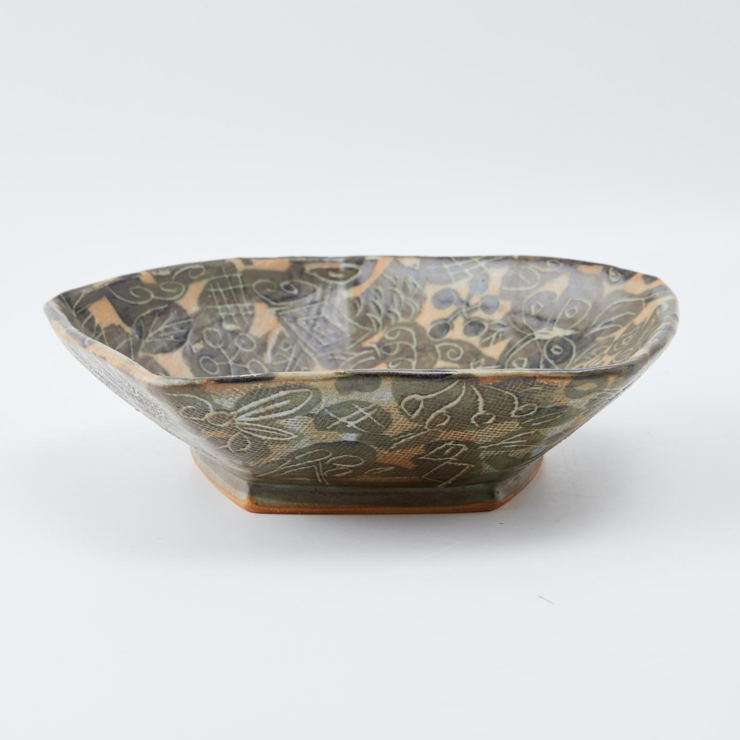 仓见日出克｜昭和时期 美浓黑釉刻绘观世音钵