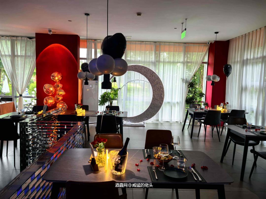 🍷 约会封神！这瓶勃艮第把浪漫焊在酒杯里✨