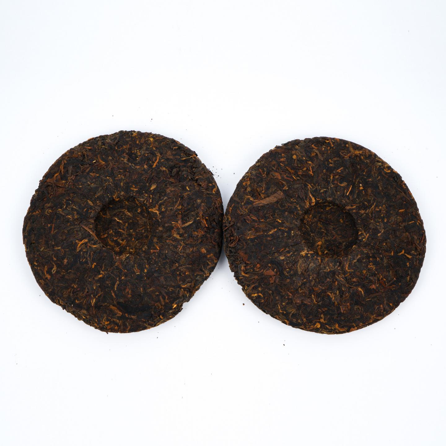 80年代 云南下关茶厂 83 铁饼 约340g*2饼组 干仓