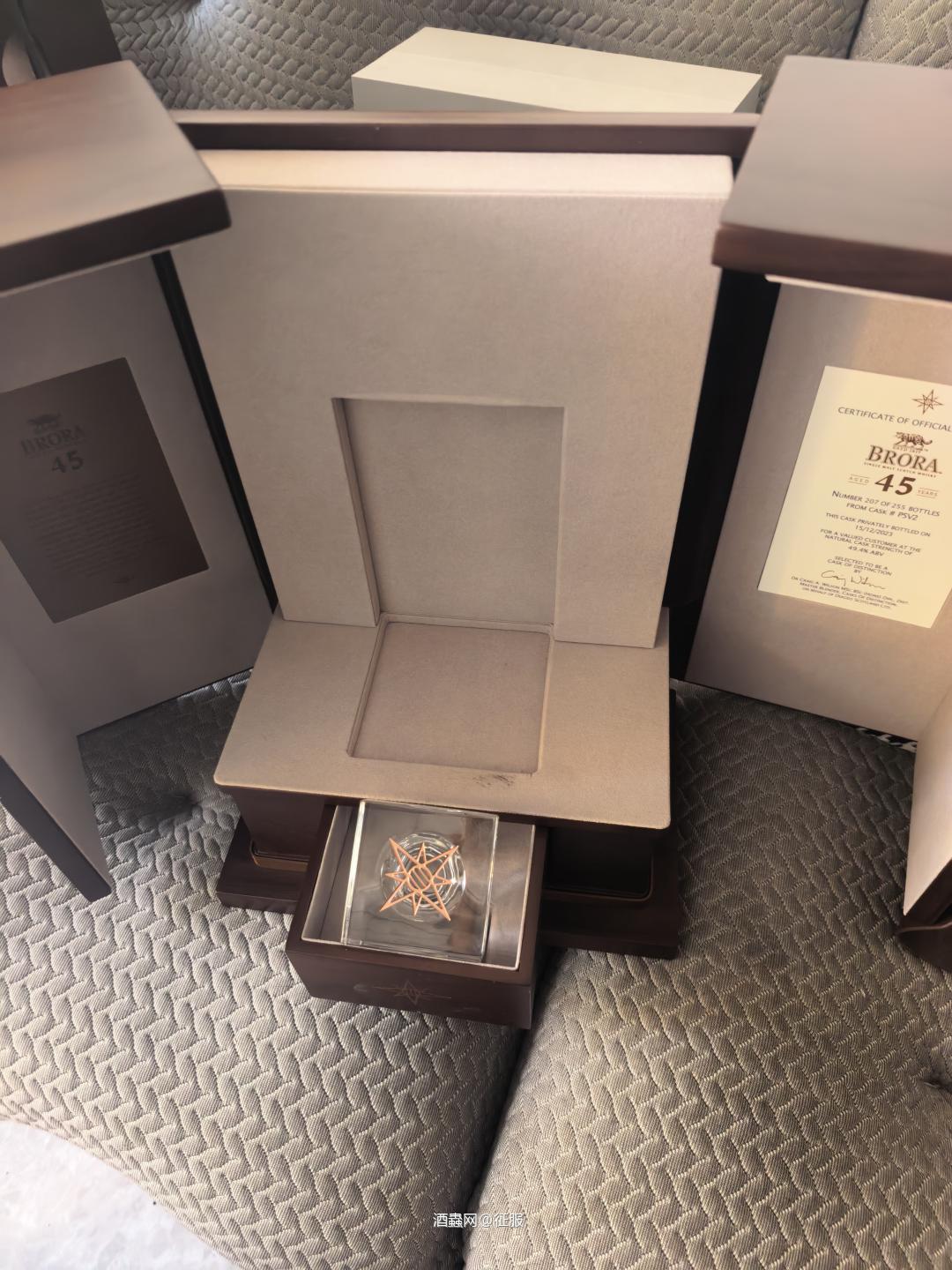 好重的盒子啊，有要的吗